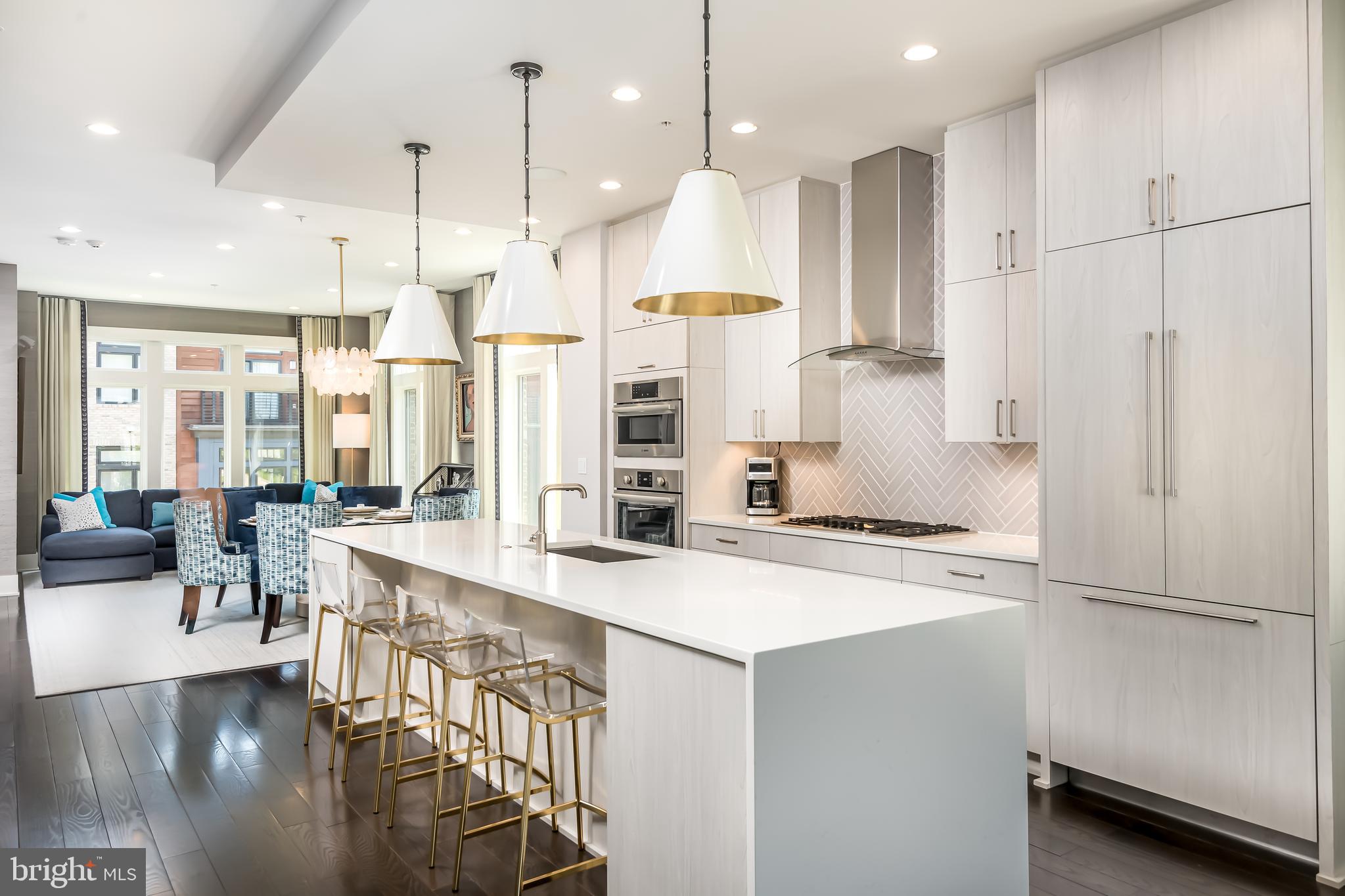 GROSVENOR HEIGHTS - Residential