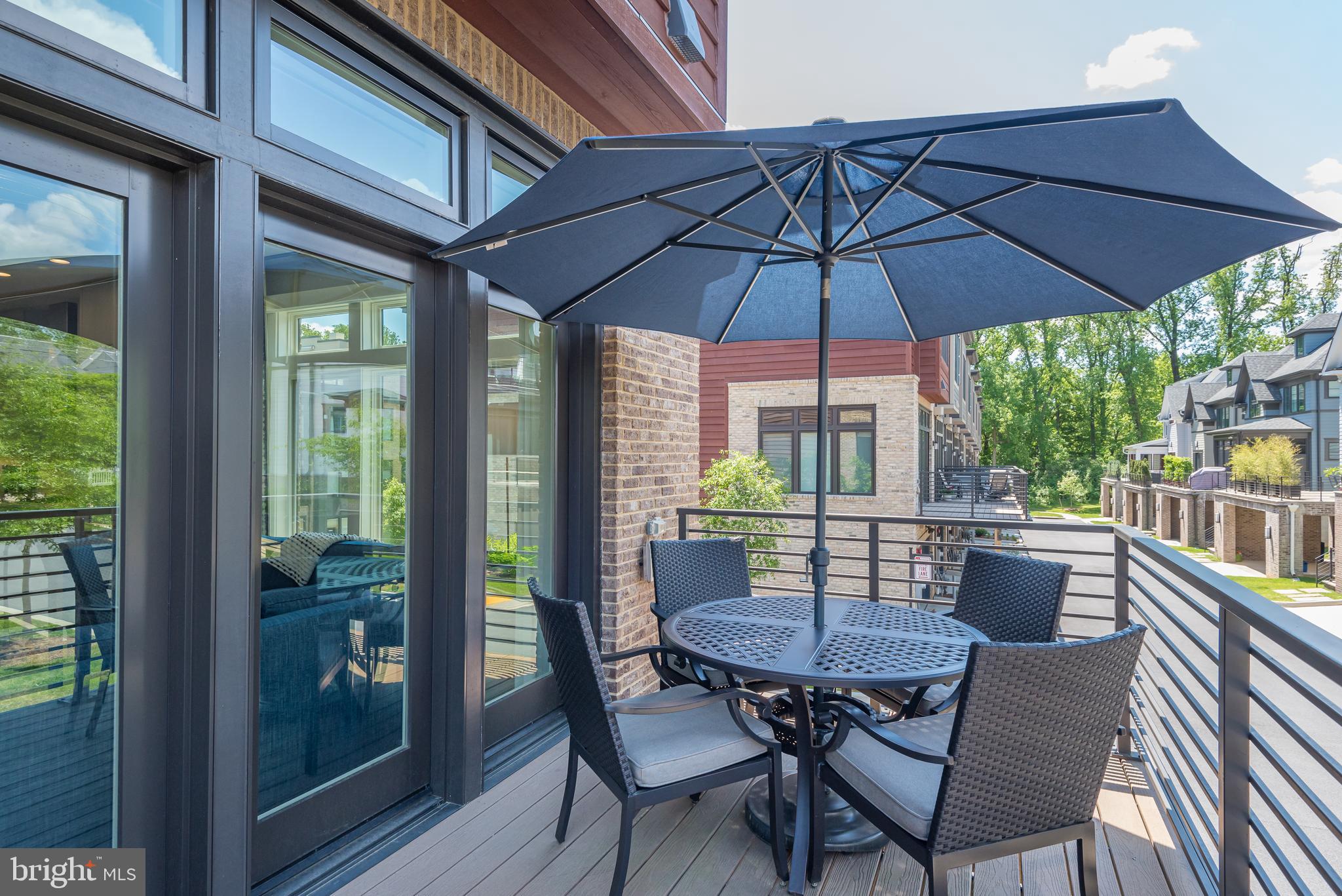 GROSVENOR HEIGHTS - Residential