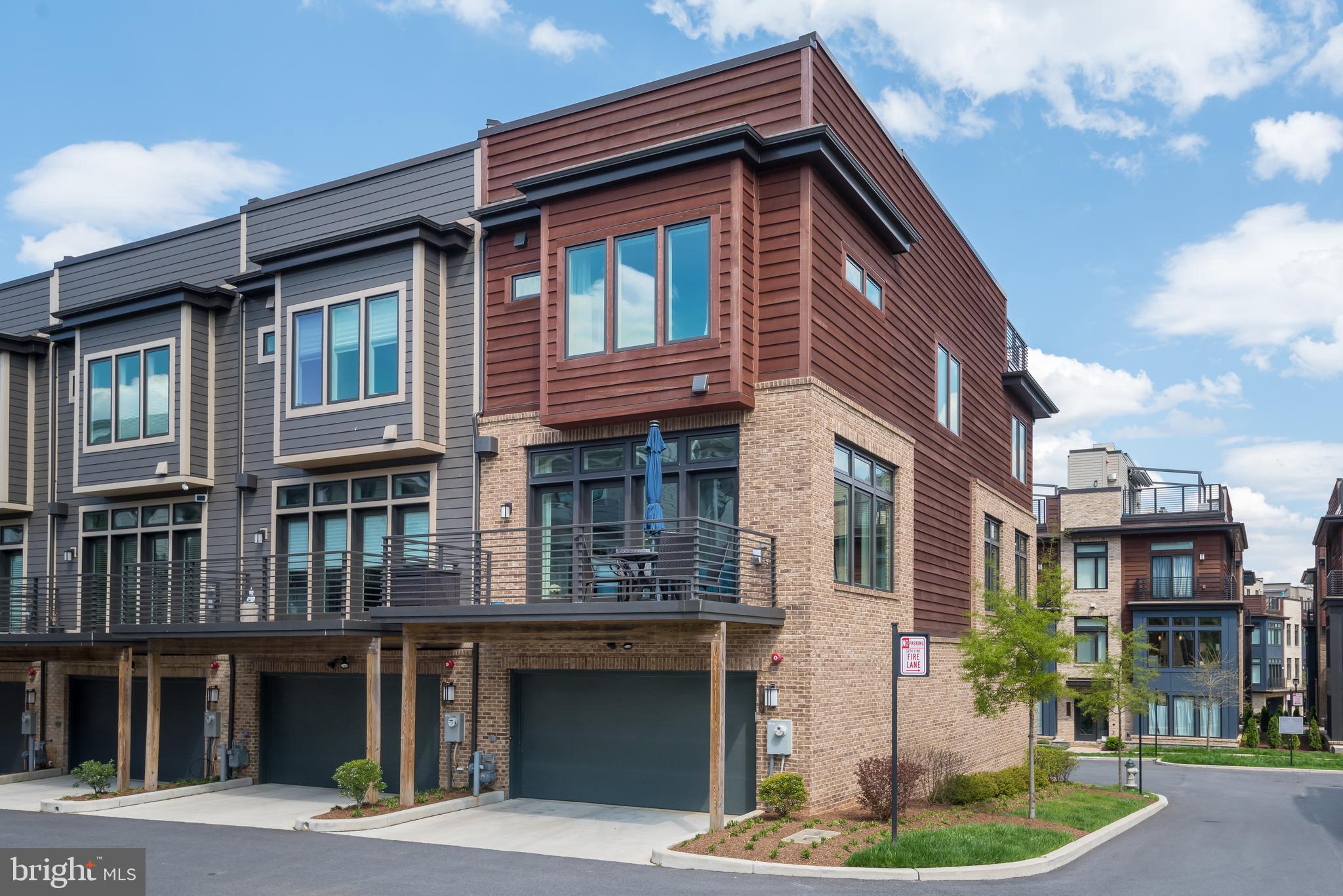 GROSVENOR HEIGHTS - Residential