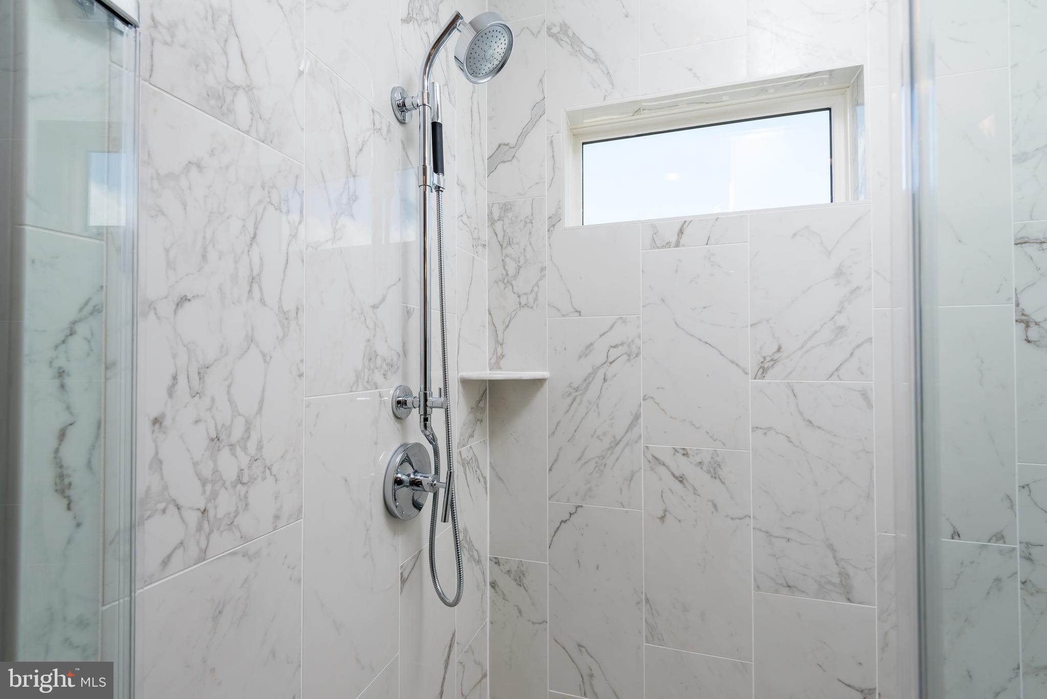 GROSVENOR HEIGHTS - Residential