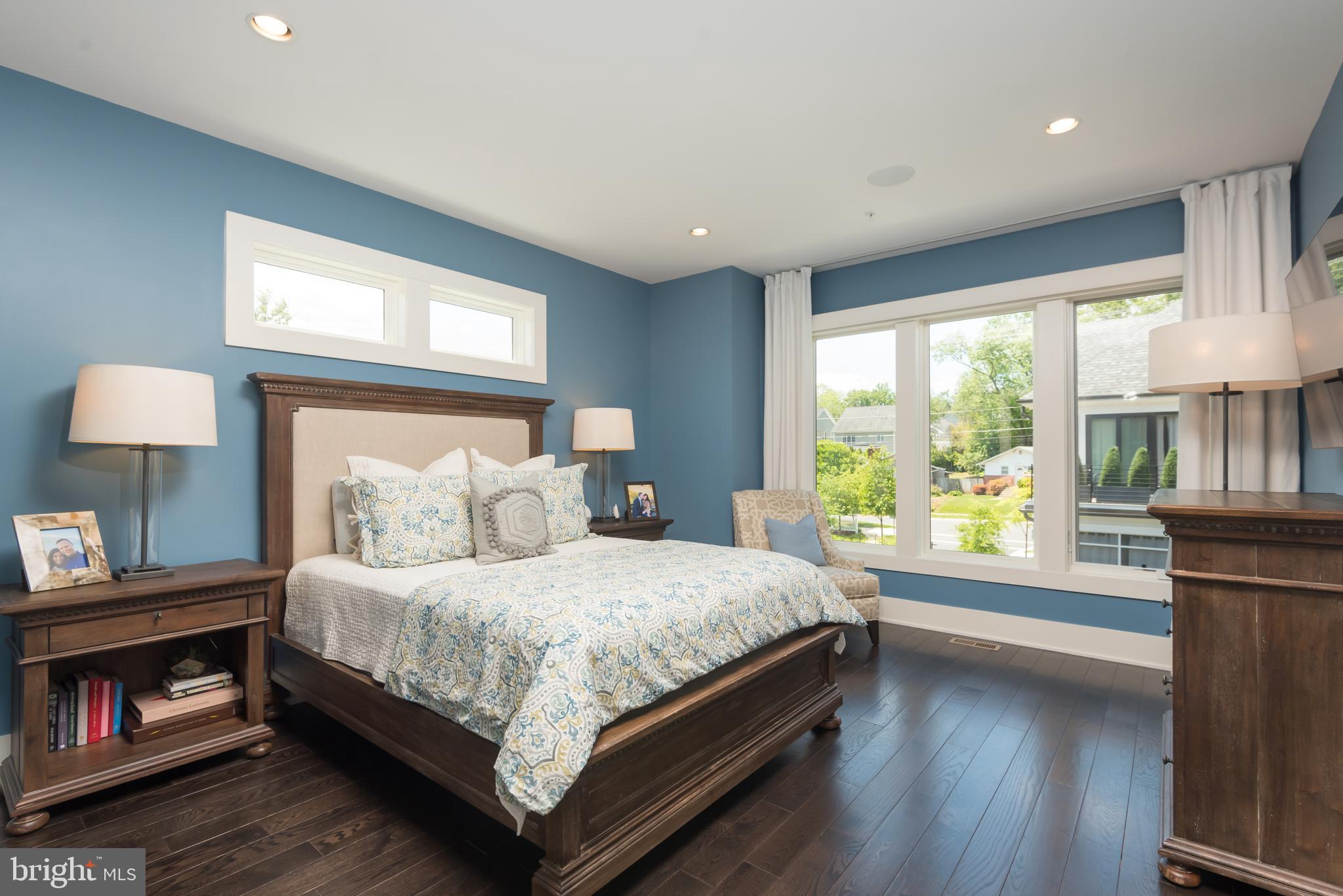 GROSVENOR HEIGHTS - Residential