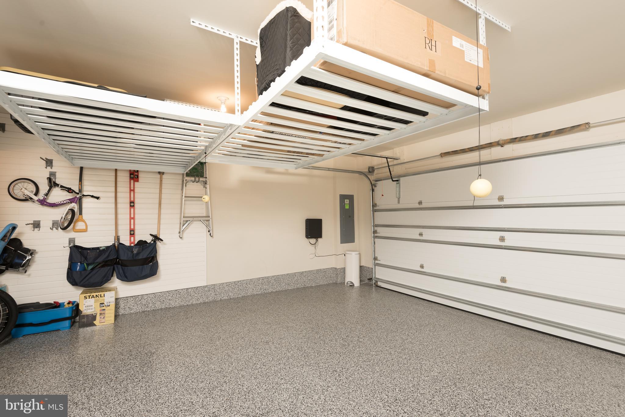 GROSVENOR HEIGHTS - Residential