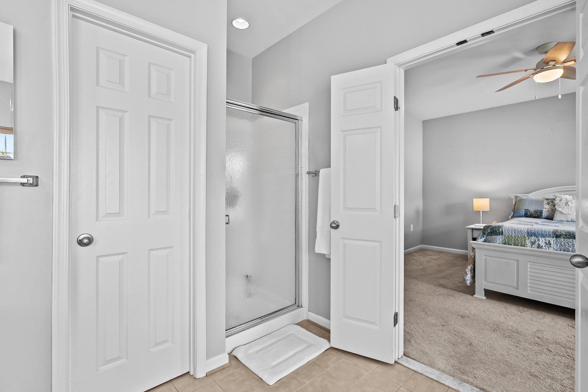 LAKE POINT ROUND HILL - Residential