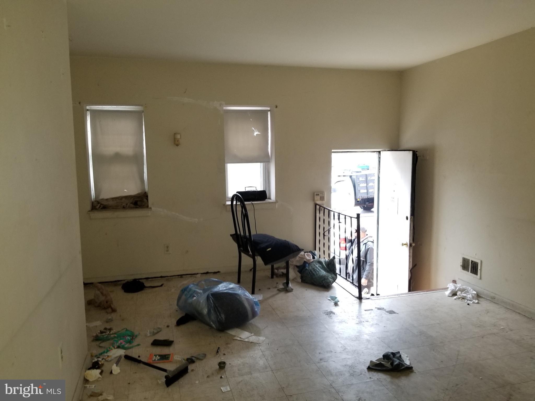 FRANKLIN SQUARE HISTORIC DISTRICT - Residential