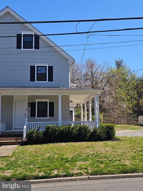Townhouse For Sale - 5 N Locust Avenue<br/> MARLTON, NJ 08053