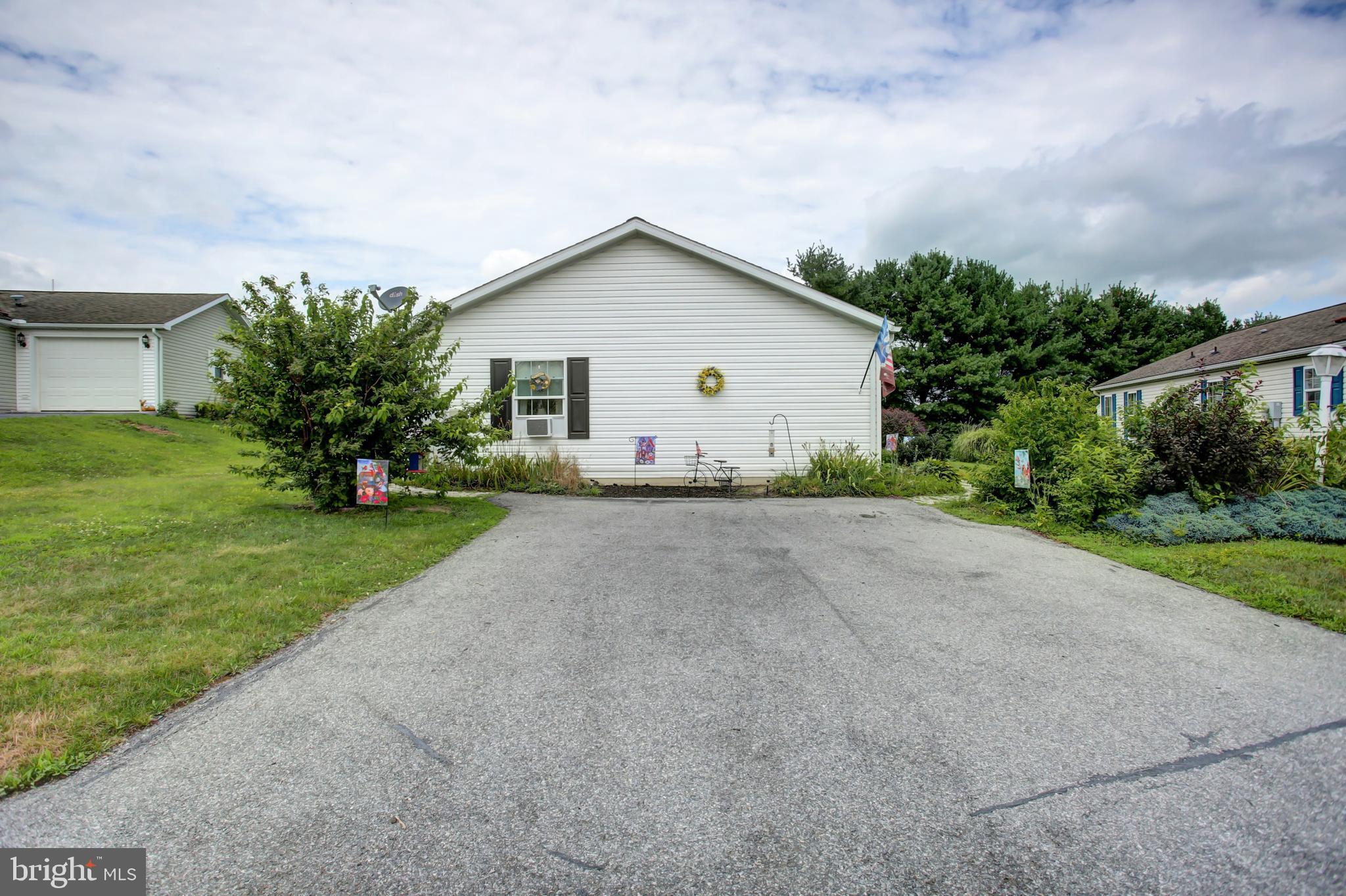 SHIPPENSBURG VILLAGE - Residential