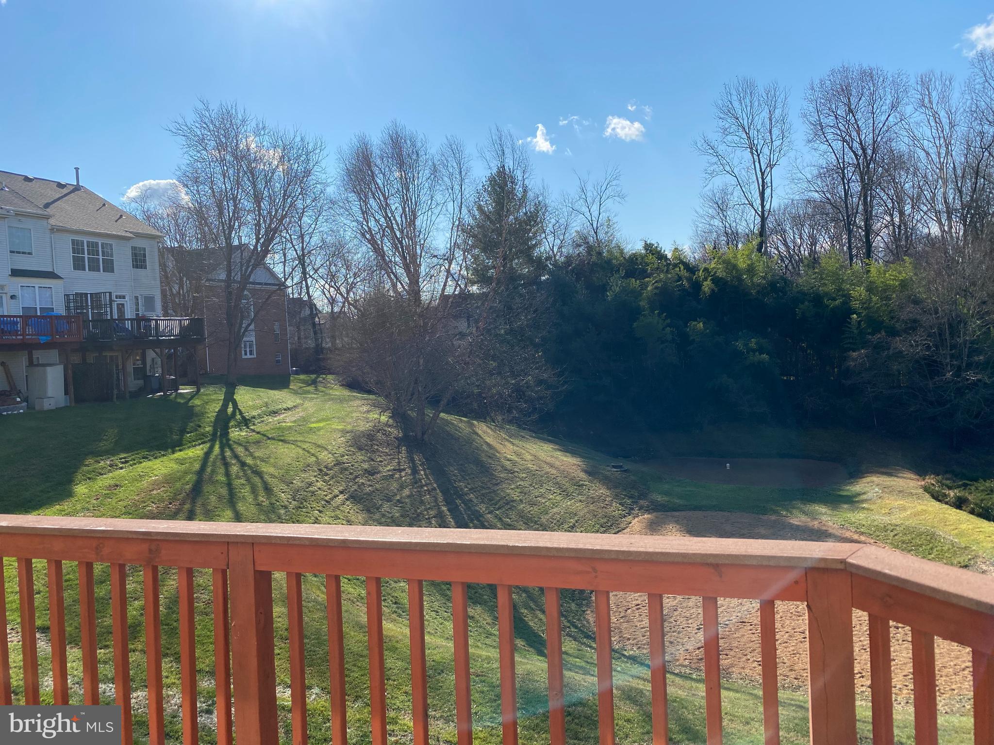 WILLOWS OF POTOMAC - Residential Lease