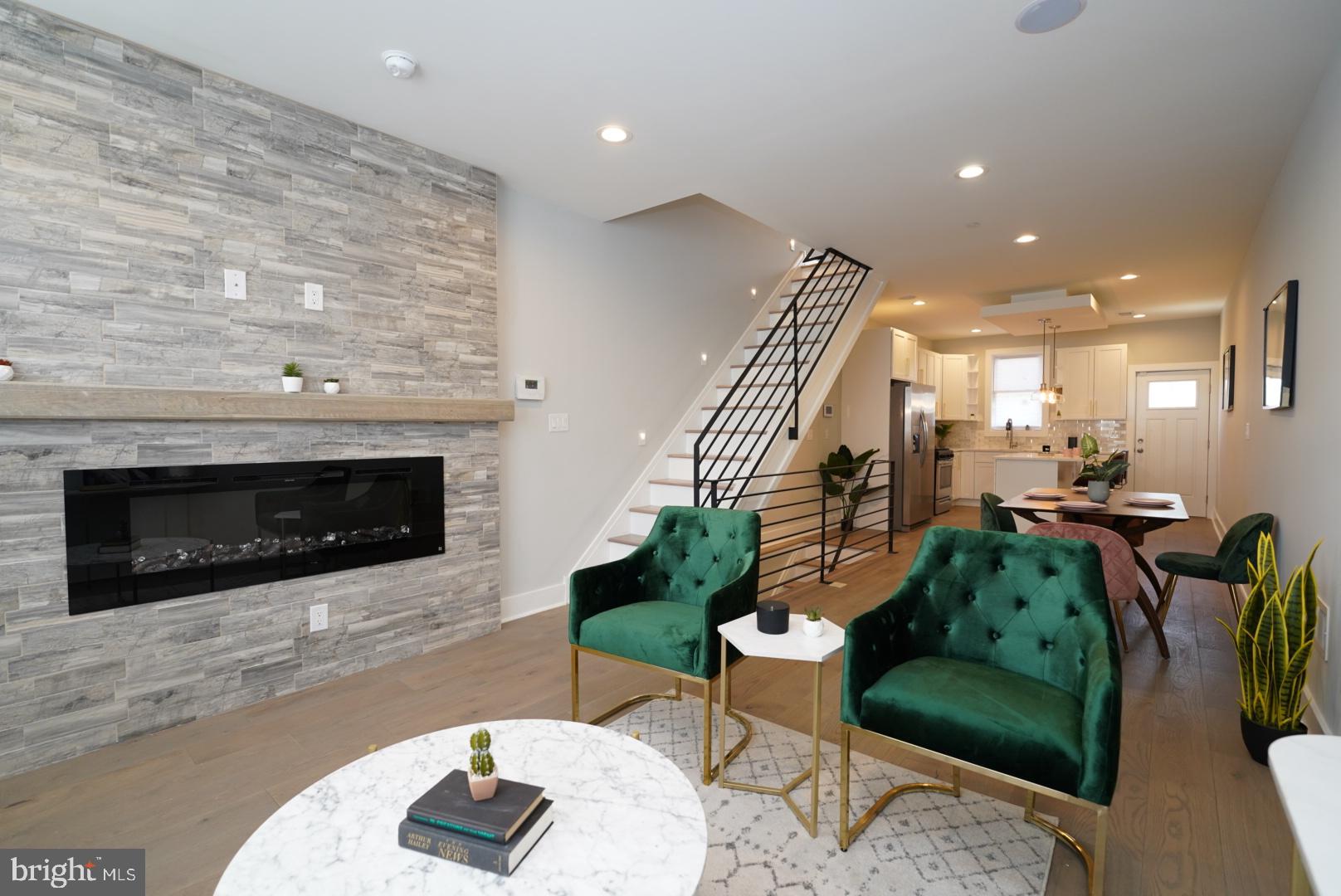 NORRIS SQUARE - Residential