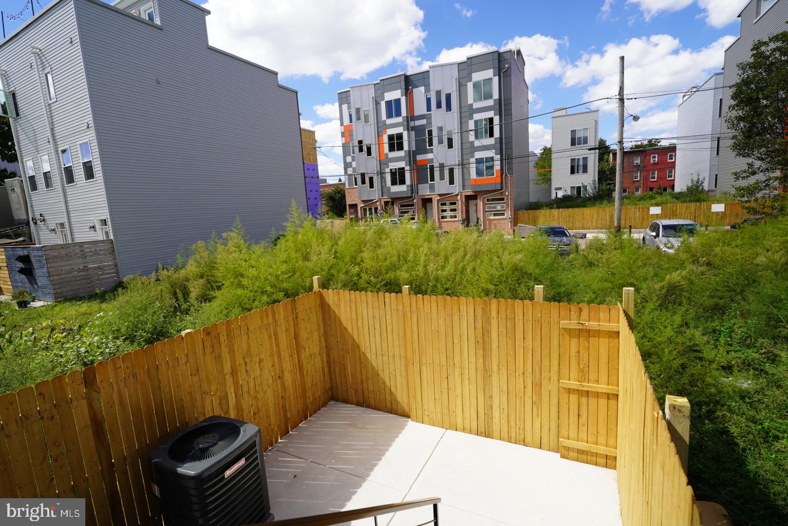 NORRIS SQUARE - Residential