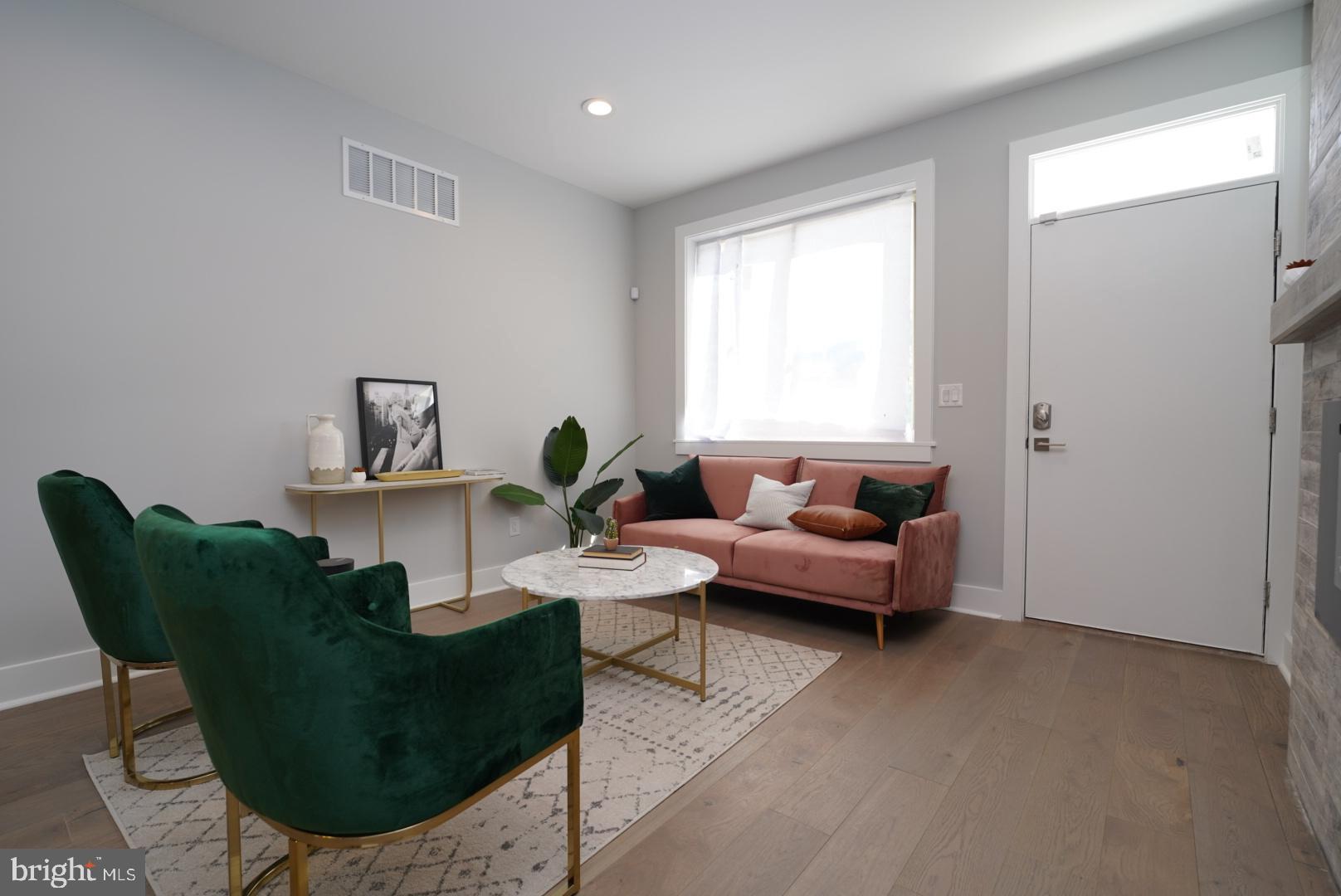 NORRIS SQUARE - Residential