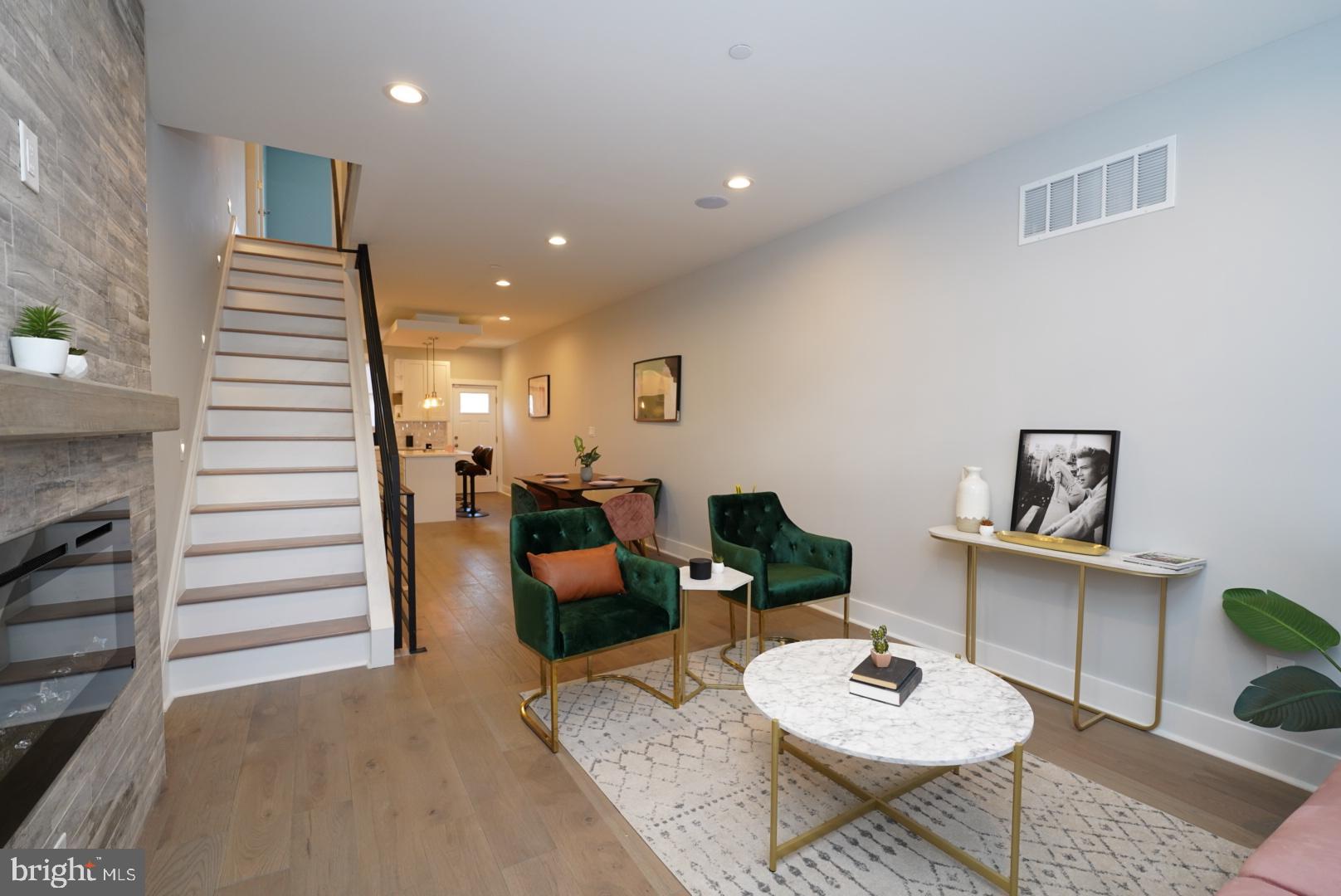 NORRIS SQUARE - Residential