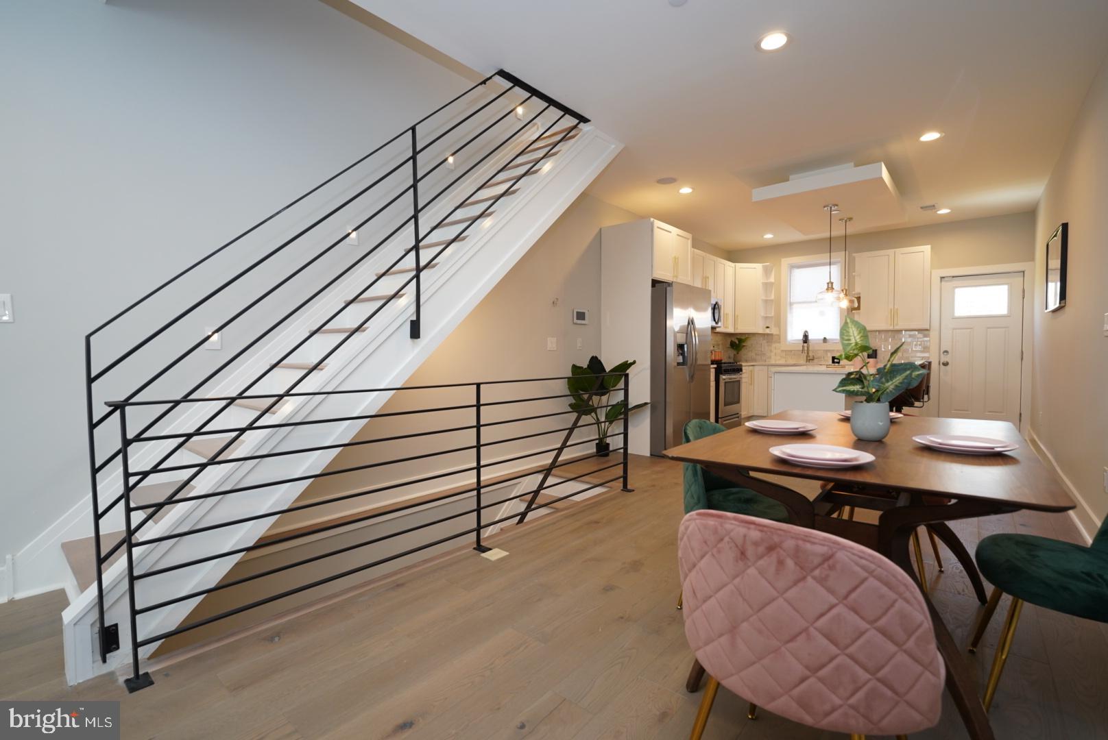 NORRIS SQUARE - Residential