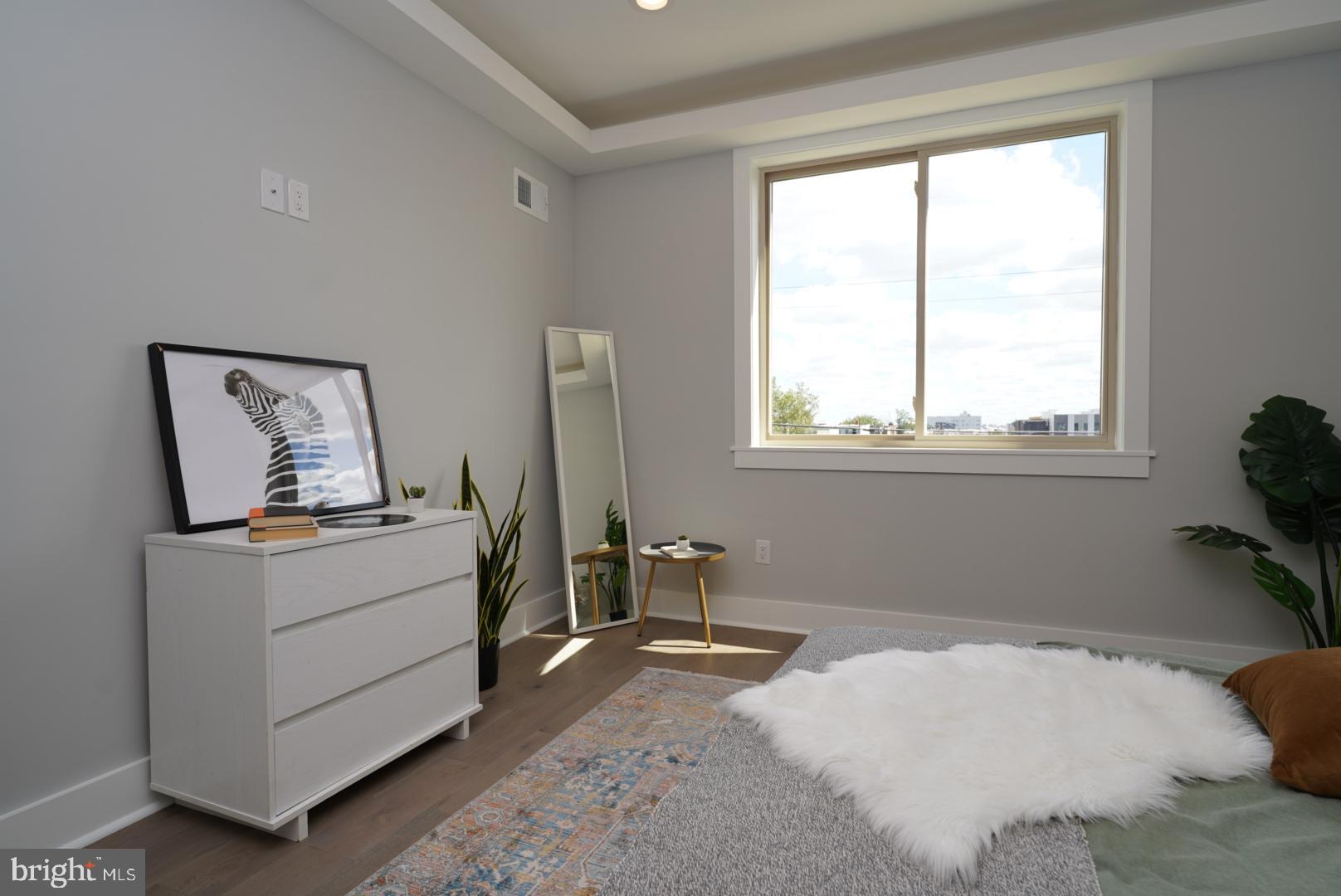 NORRIS SQUARE - Residential