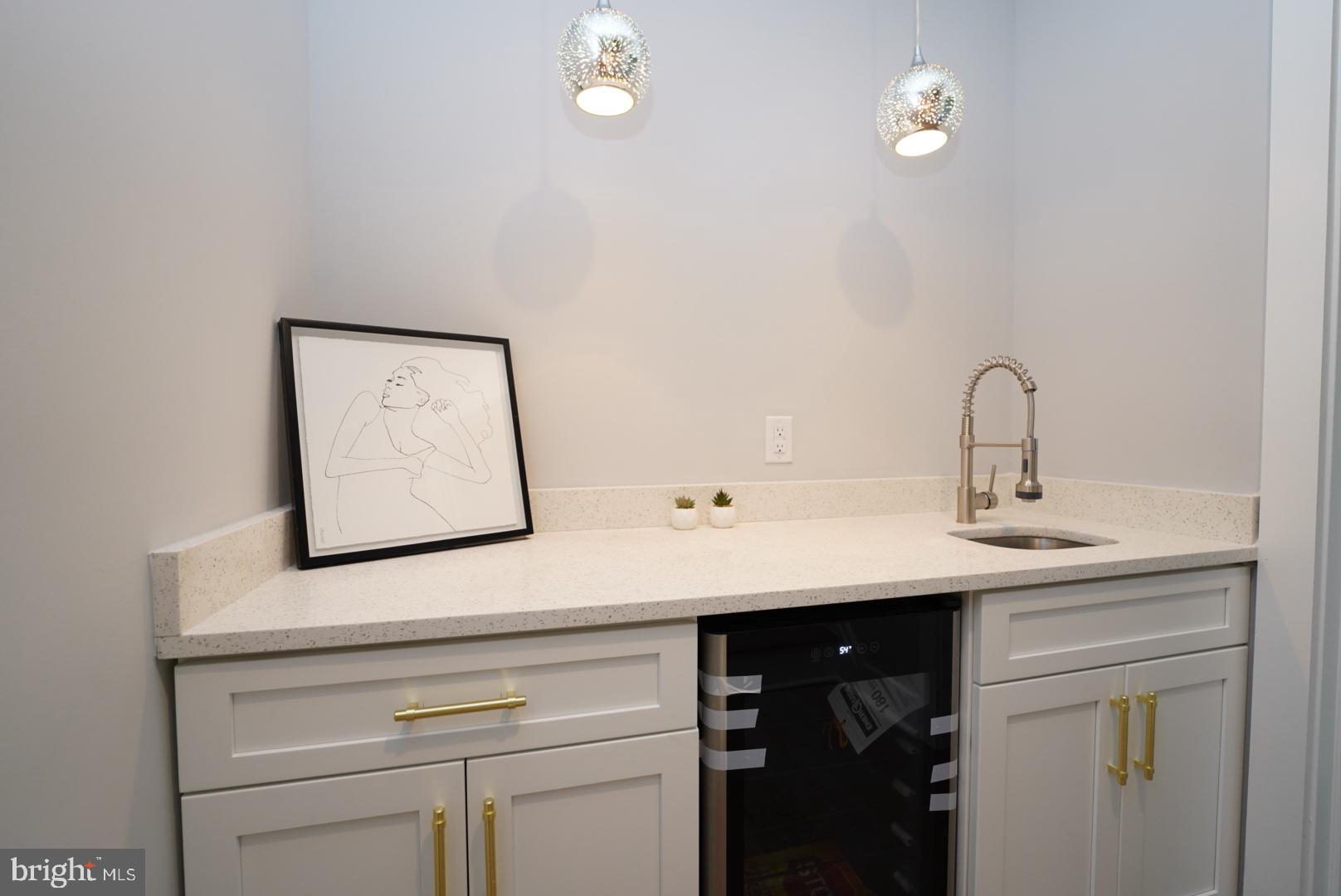 NORRIS SQUARE - Residential