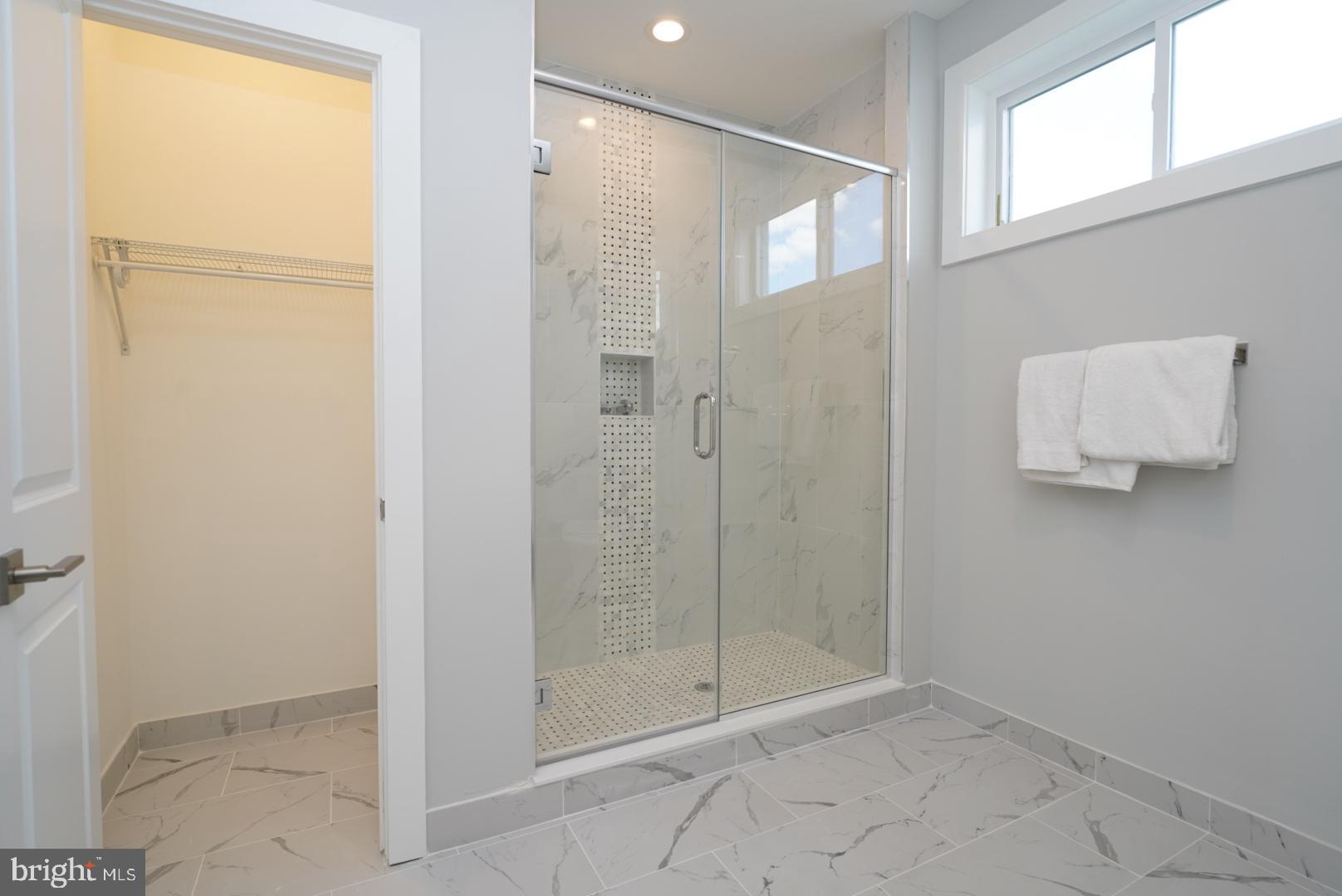 NORRIS SQUARE - Residential