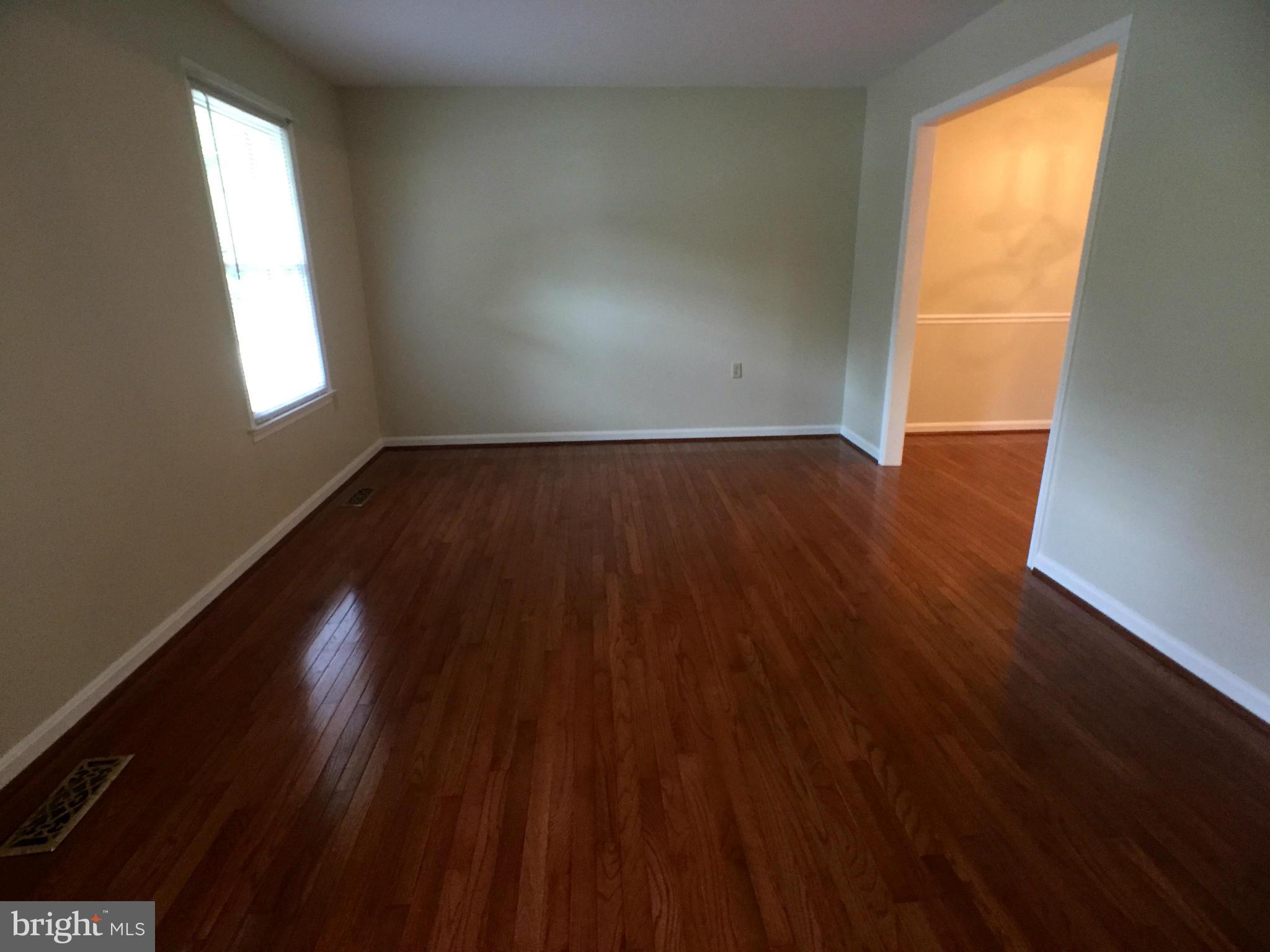 LAKE RIDGE/PROMONTRY OAK - Residential Lease