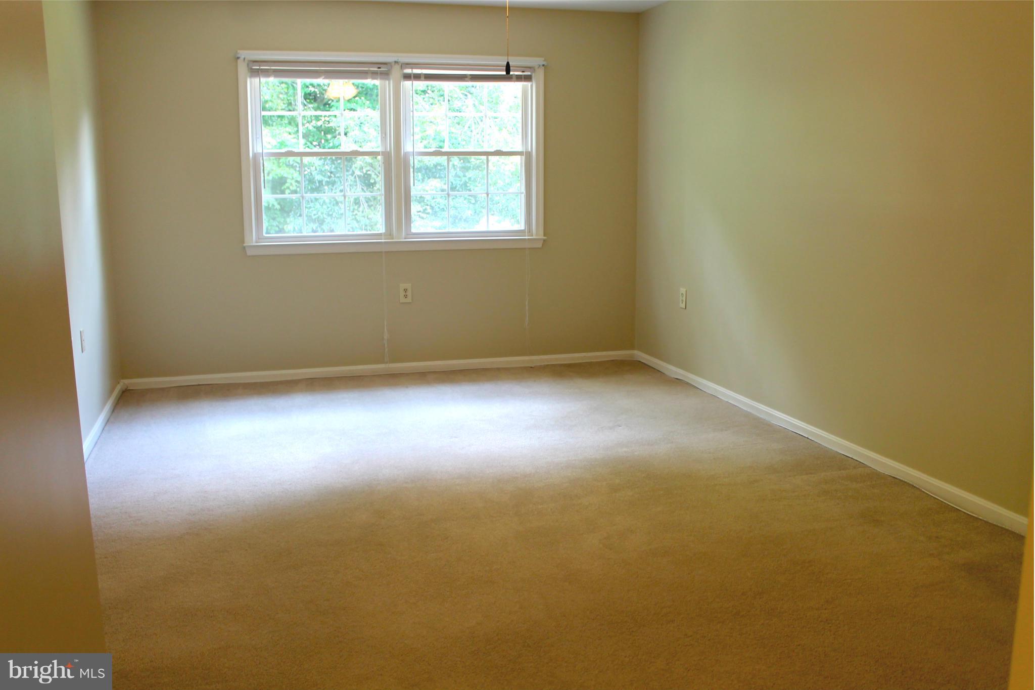 LAKE RIDGE/PROMONTRY OAK - Residential Lease