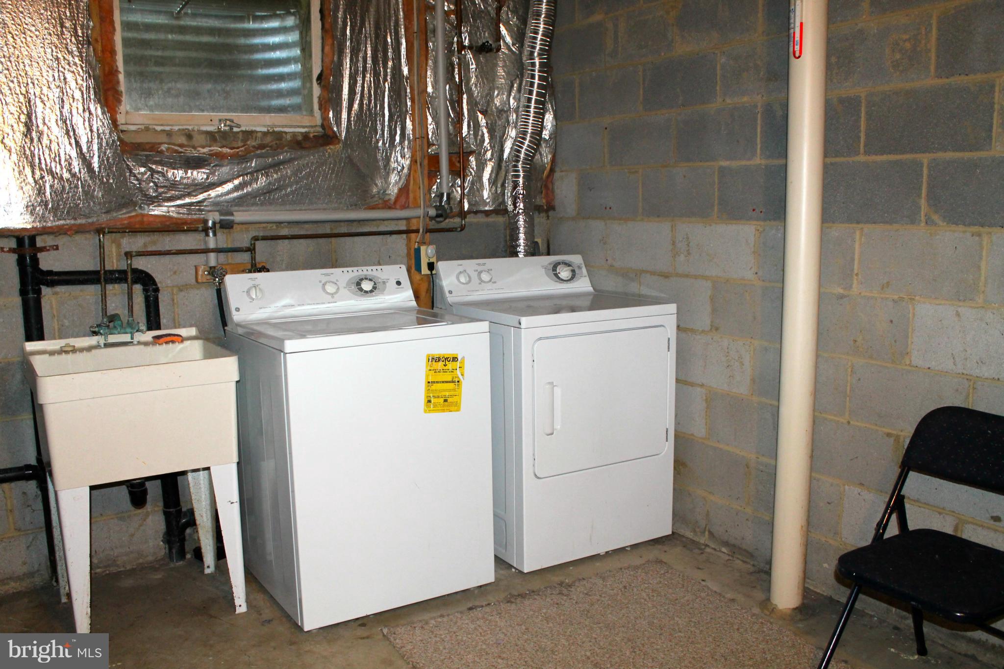 LAKE RIDGE/PROMONTRY OAK - Residential Lease