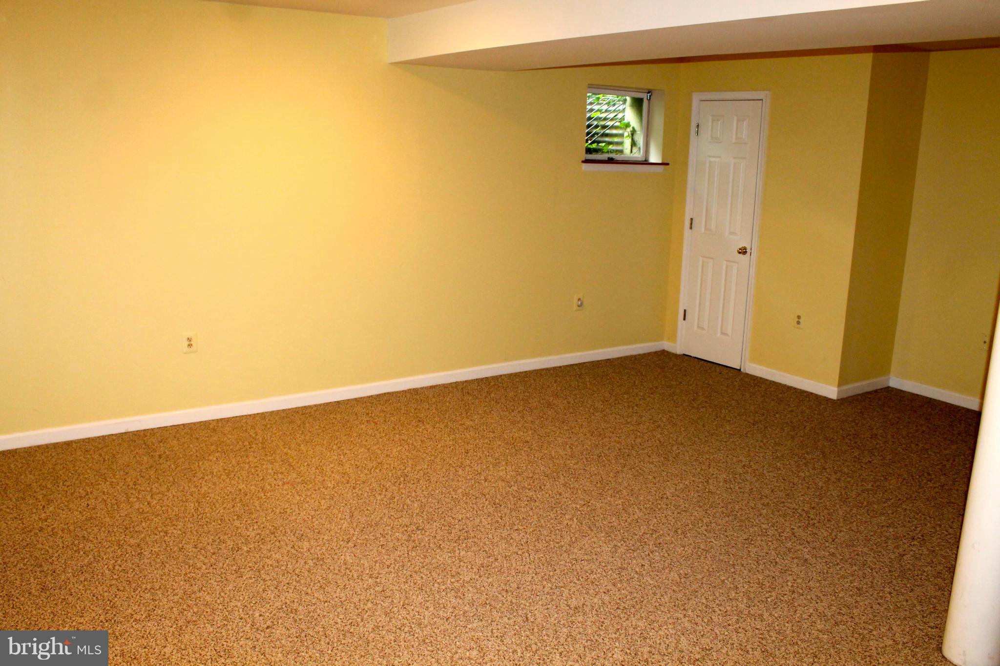 LAKE RIDGE/PROMONTRY OAK - Residential Lease