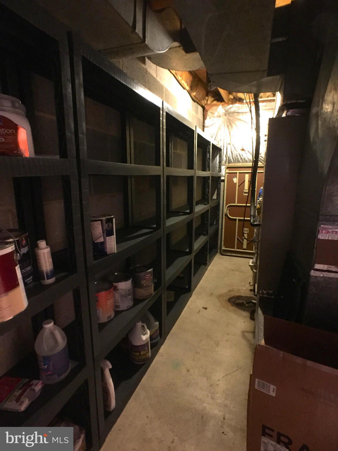 LAKE RIDGE/PROMONTRY OAK - Residential Lease