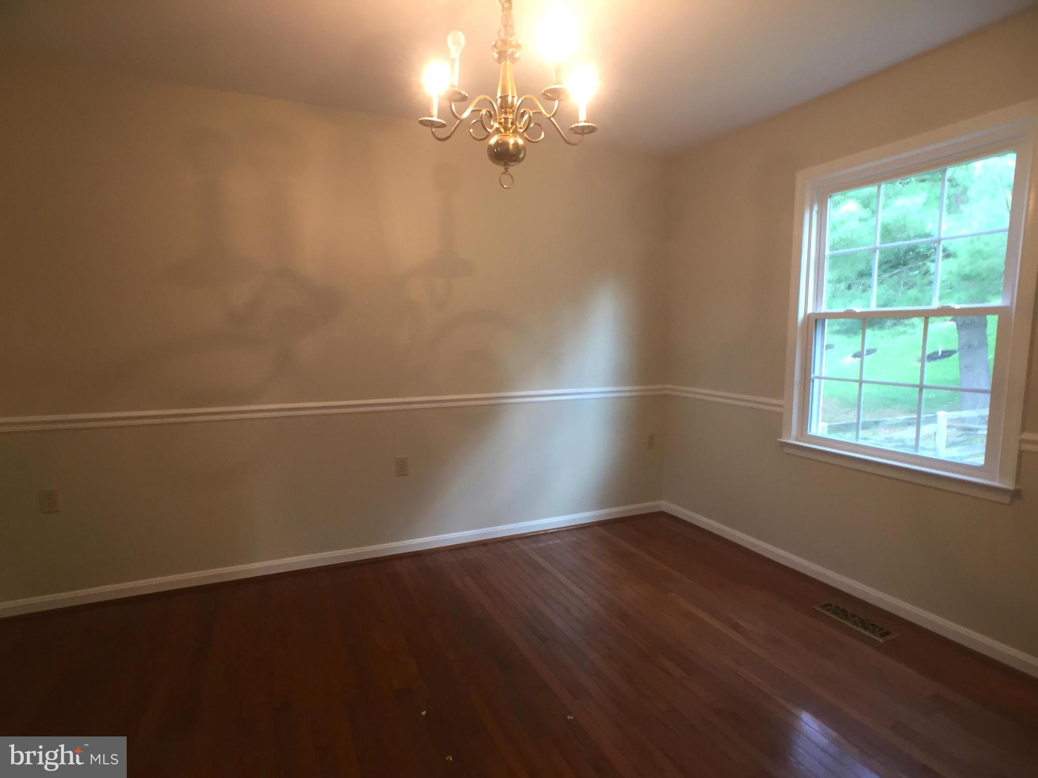 LAKE RIDGE/PROMONTRY OAK - Residential Lease