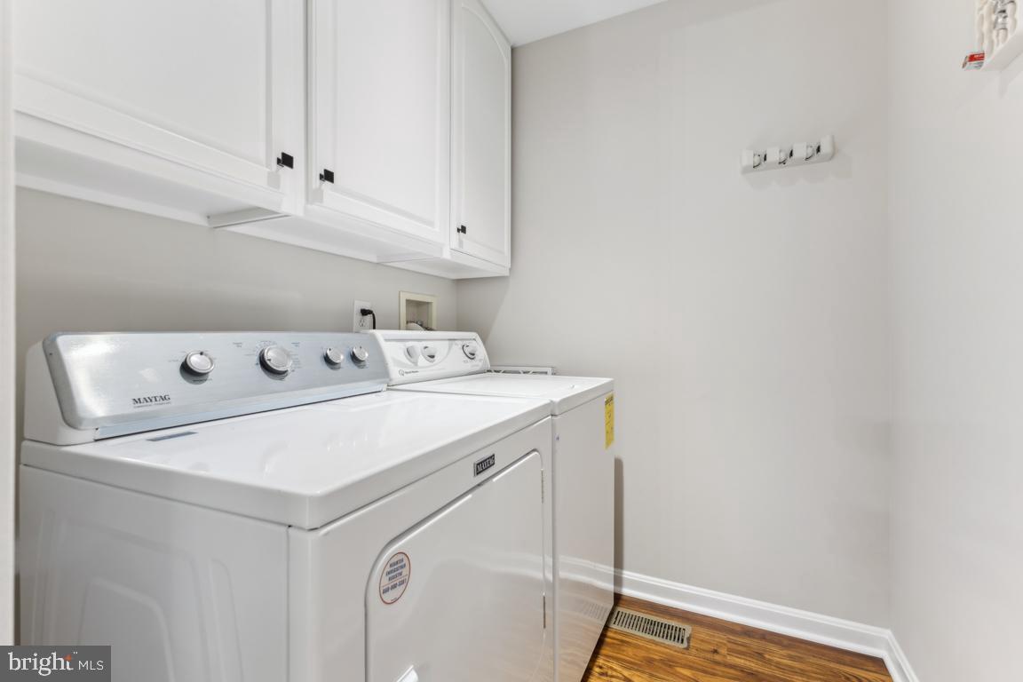 STAFFORD LAKES VILLAGE - Residential