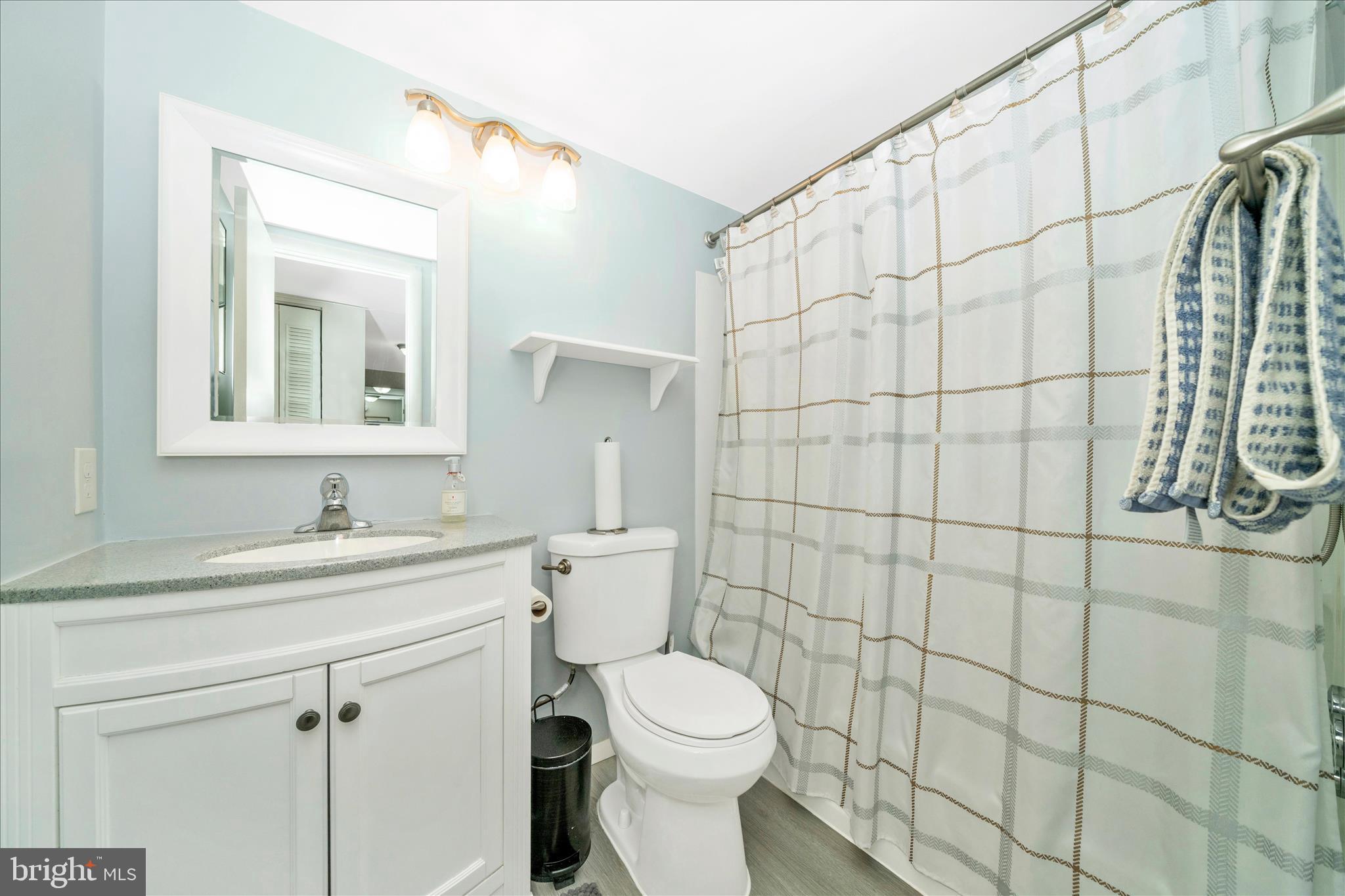 NORMANDIE ON THE LAKE II - Residential