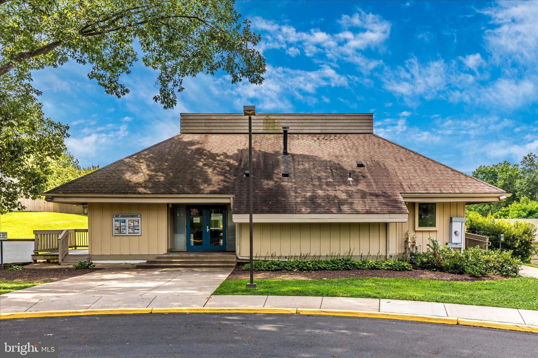 NORMANDIE ON THE LAKE II - Residential