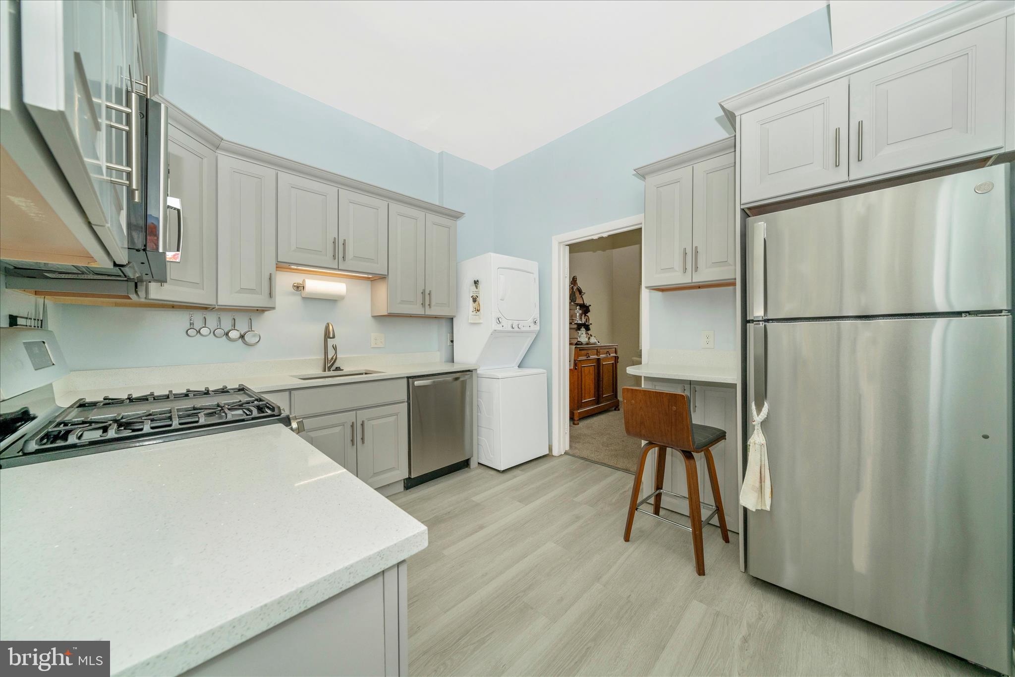 NORMANDIE ON THE LAKE II - Residential