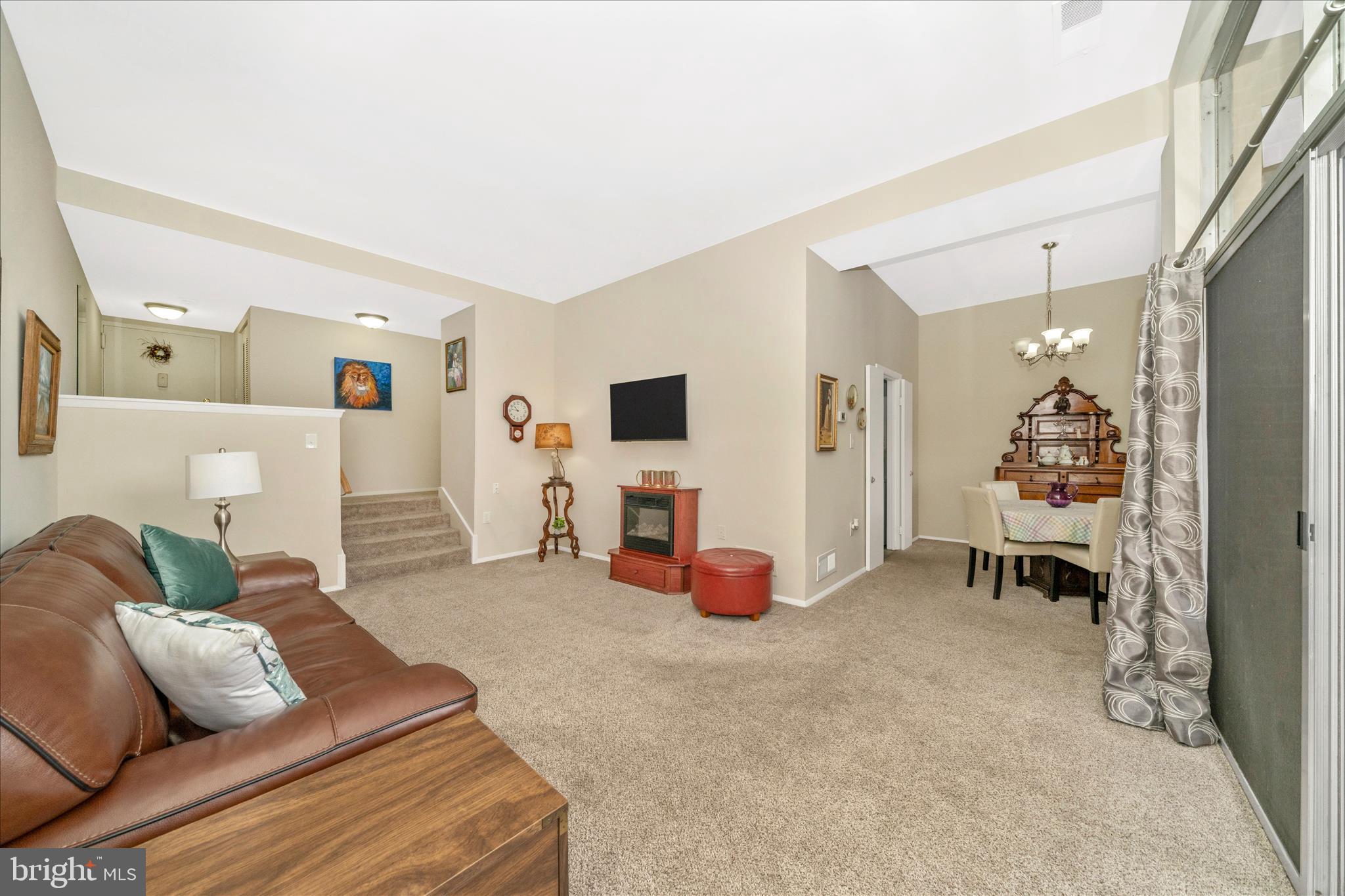 NORMANDIE ON THE LAKE II - Residential