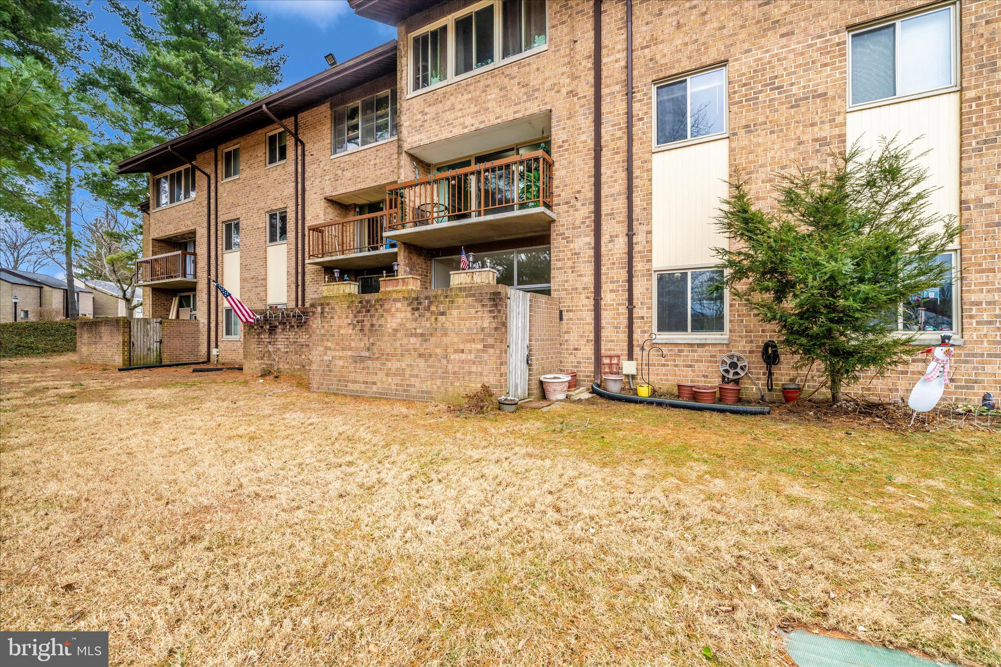 NORMANDIE ON THE LAKE II - Residential