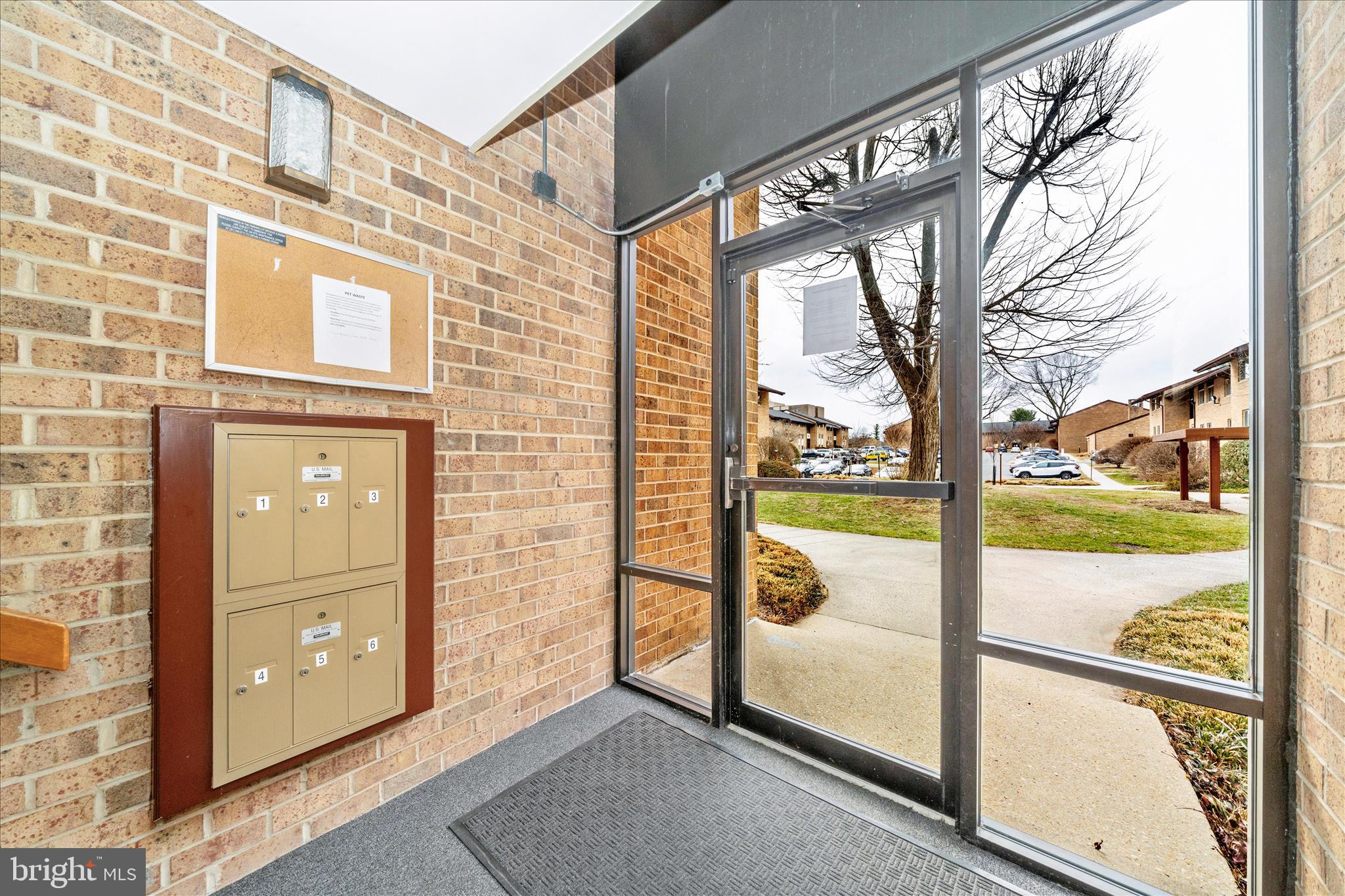 NORMANDIE ON THE LAKE II - Residential