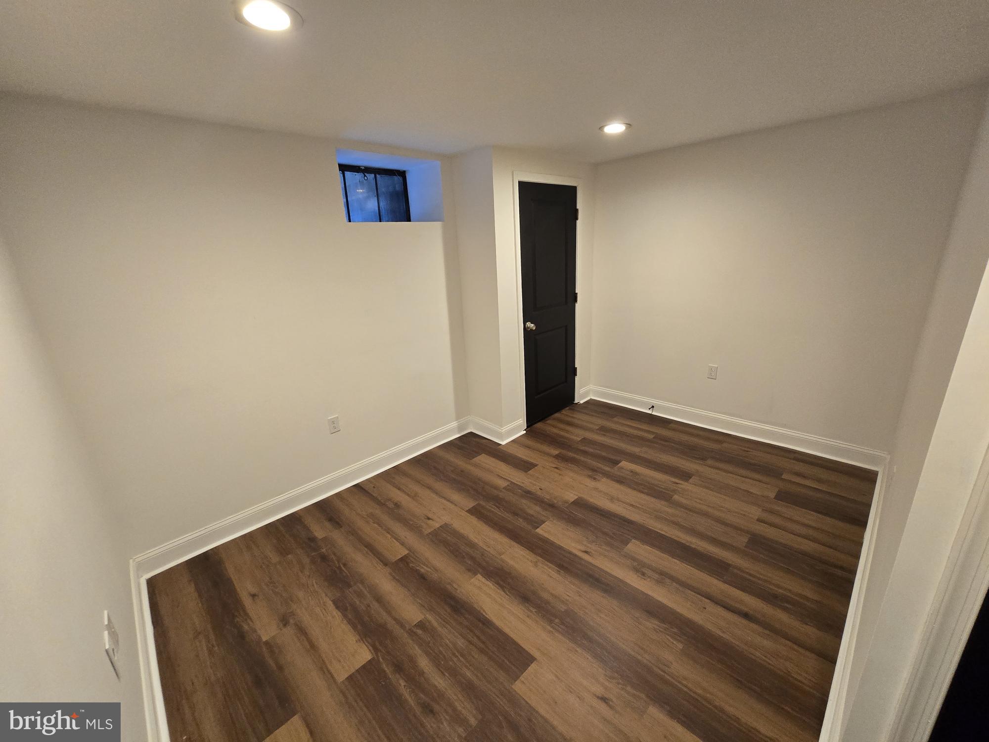 HILLEN - Residential Lease