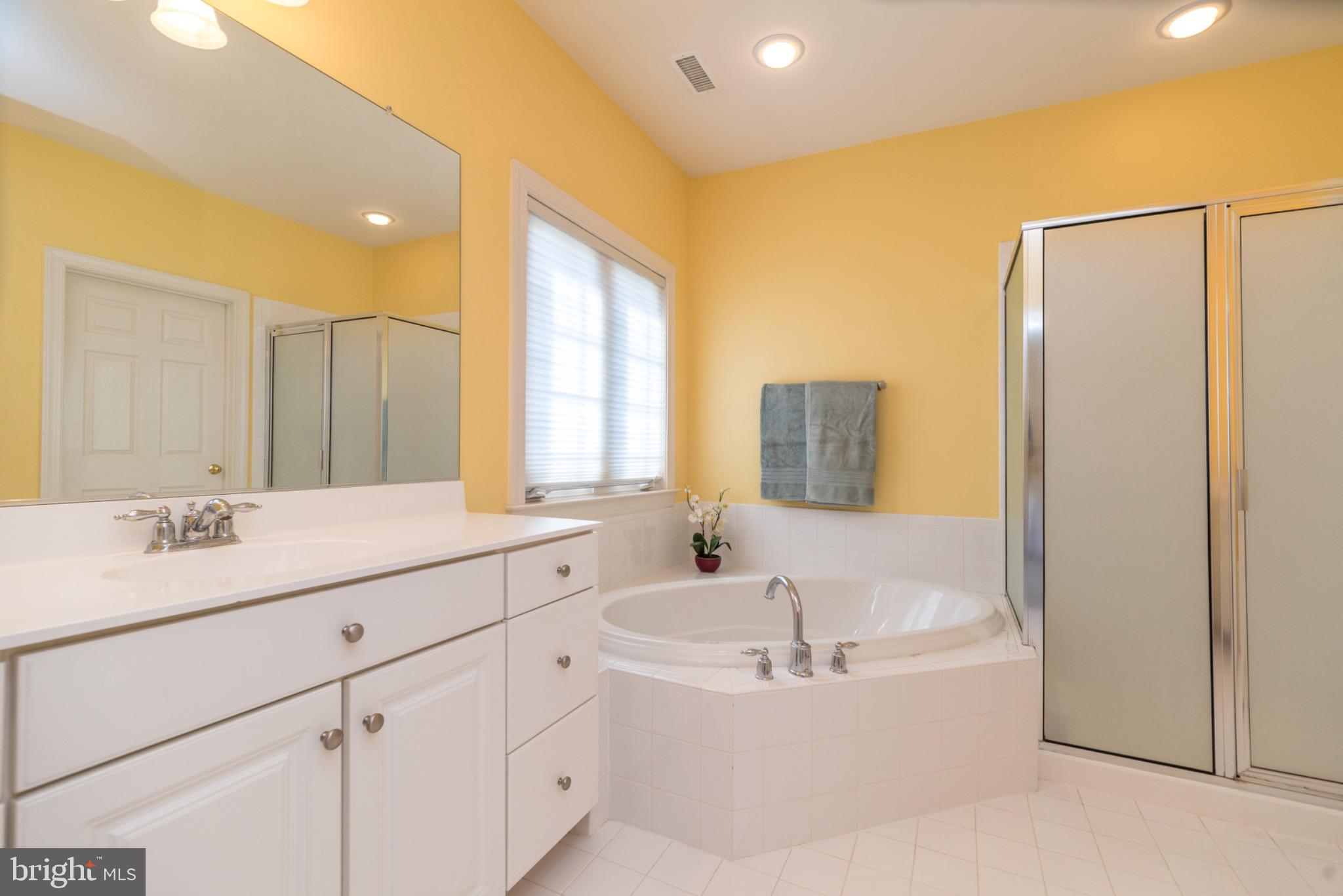 PARKSIDE ESTATES - Residential