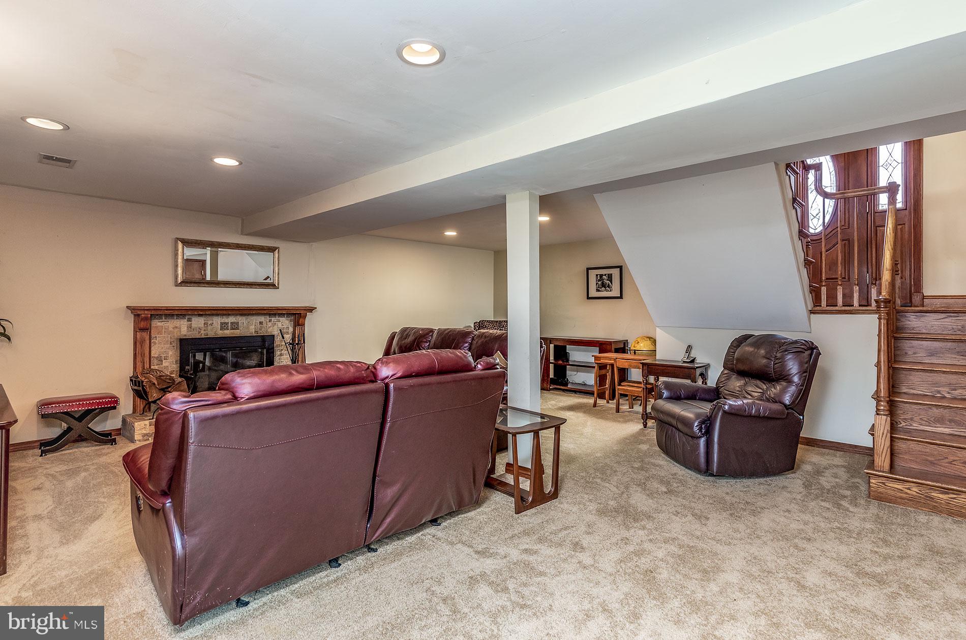 DALE CITY - Residential