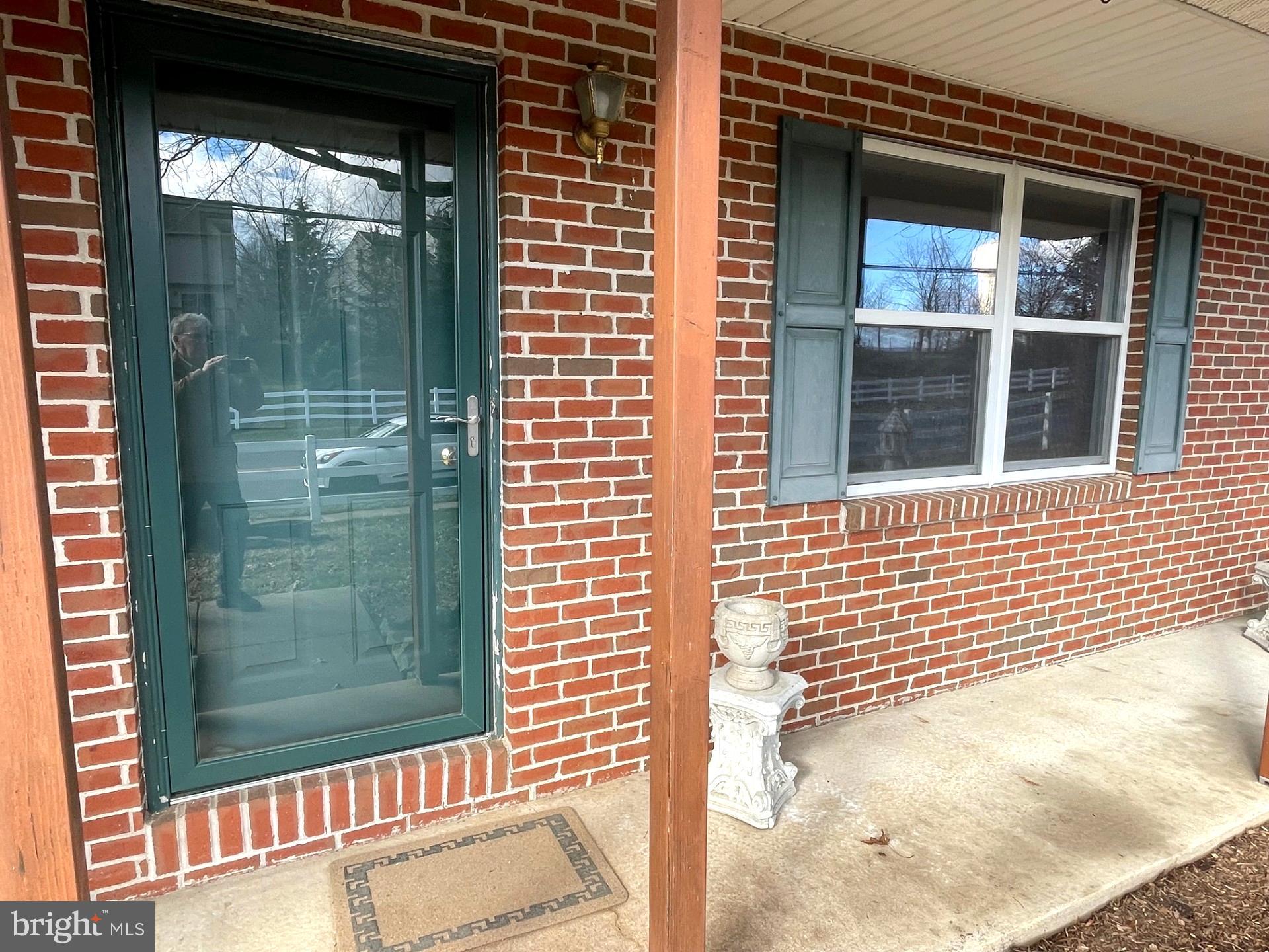 350 COFFEE GOSS ROAD