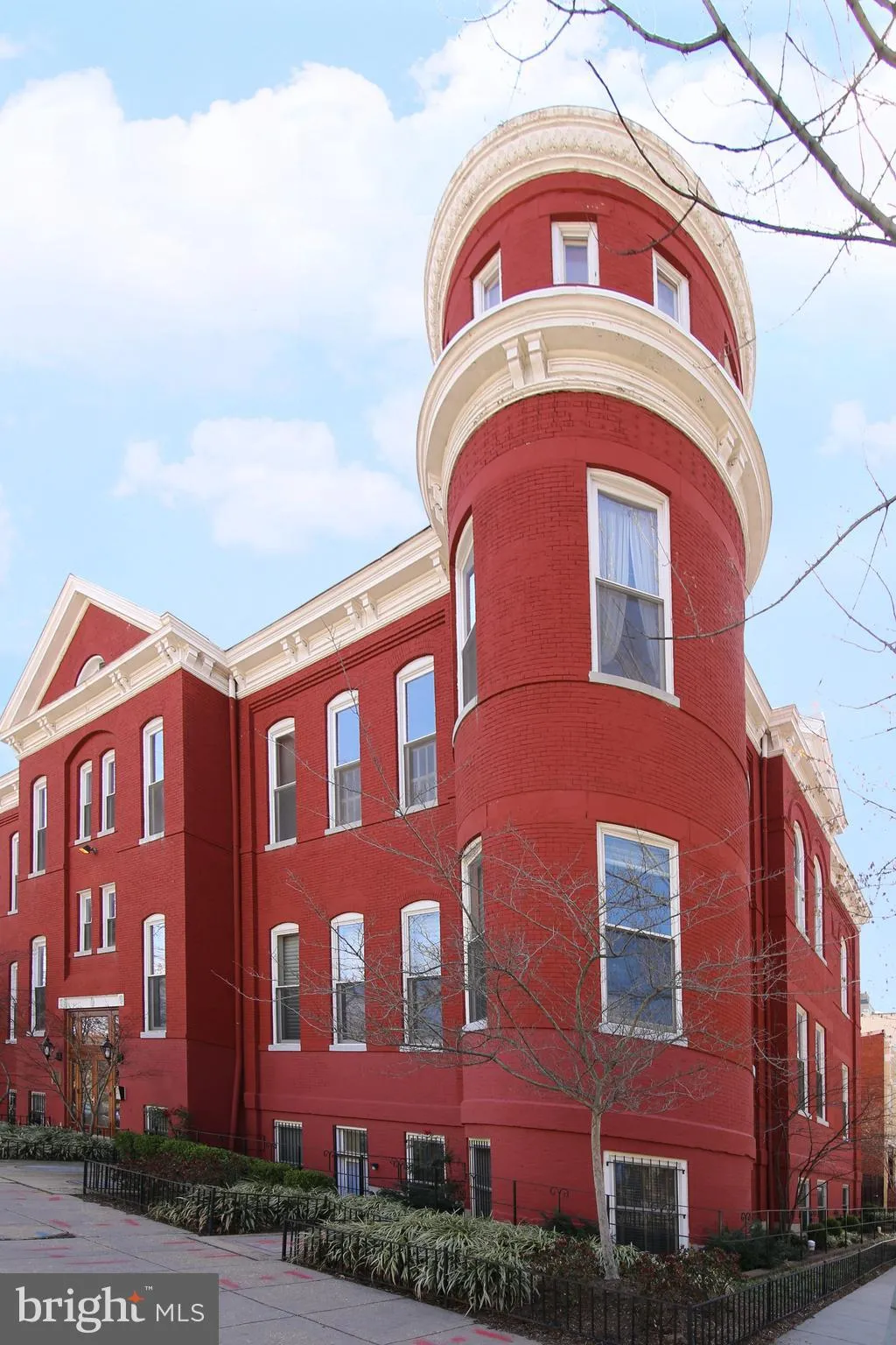 301 G Street NE Unit 2, Washington, DC 20002