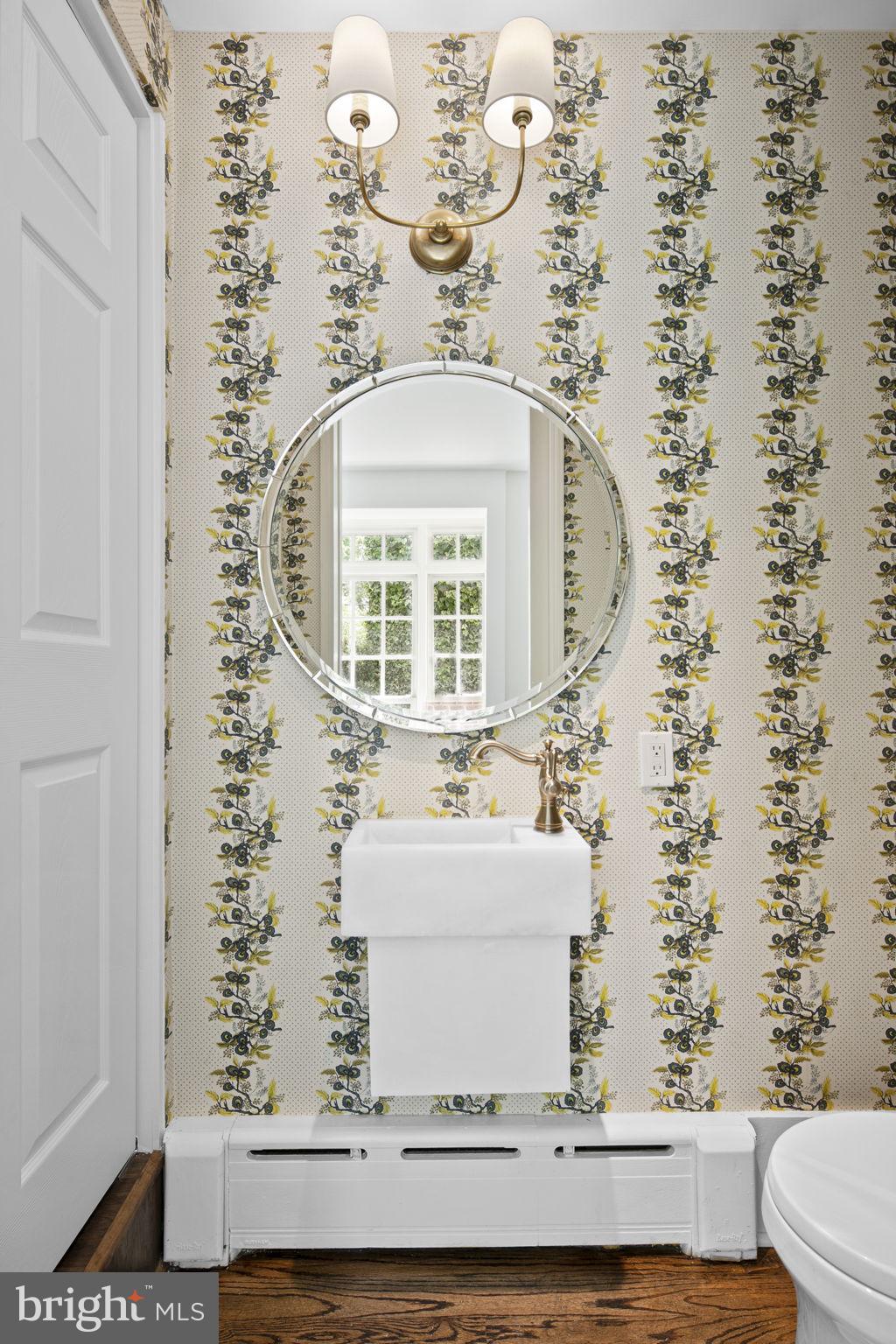 OLD TOWN ALEXANDRIA - Residential