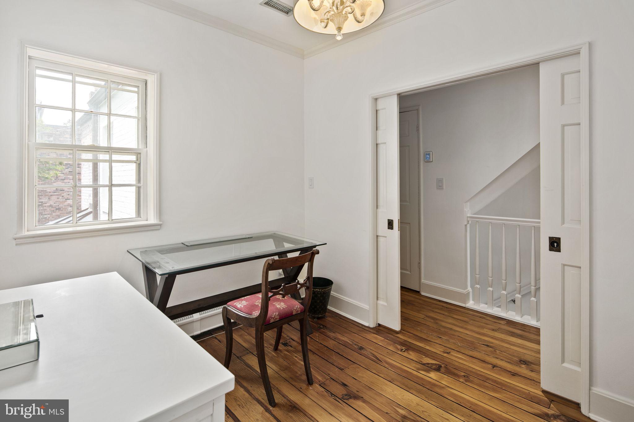 OLD TOWN ALEXANDRIA - Residential