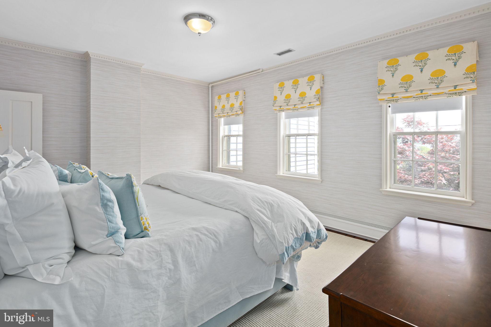 OLD TOWN ALEXANDRIA - Residential