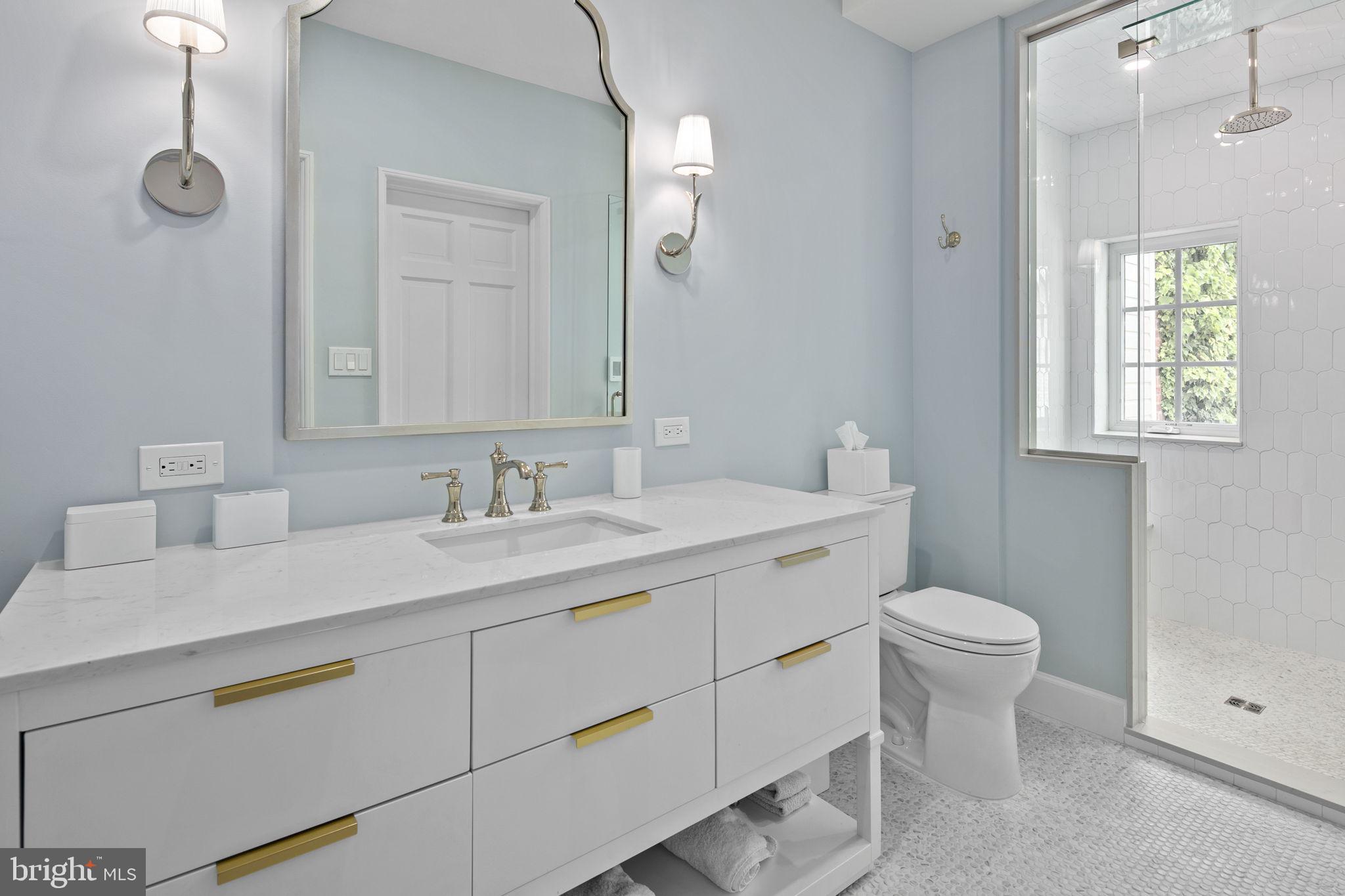 OLD TOWN ALEXANDRIA - Residential