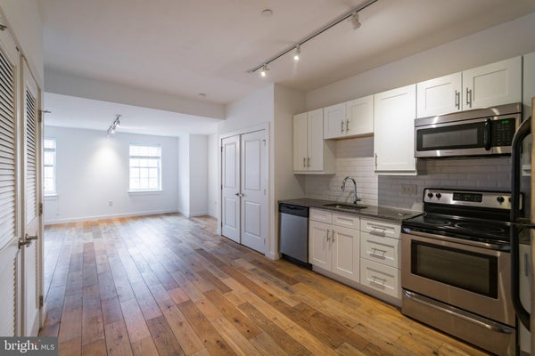 224 CHURCH ST APT 309, PHILADELPHIA, PA 19106 - Image c6a926bc9bdf4d65ec2e249e862a7b16/304415325