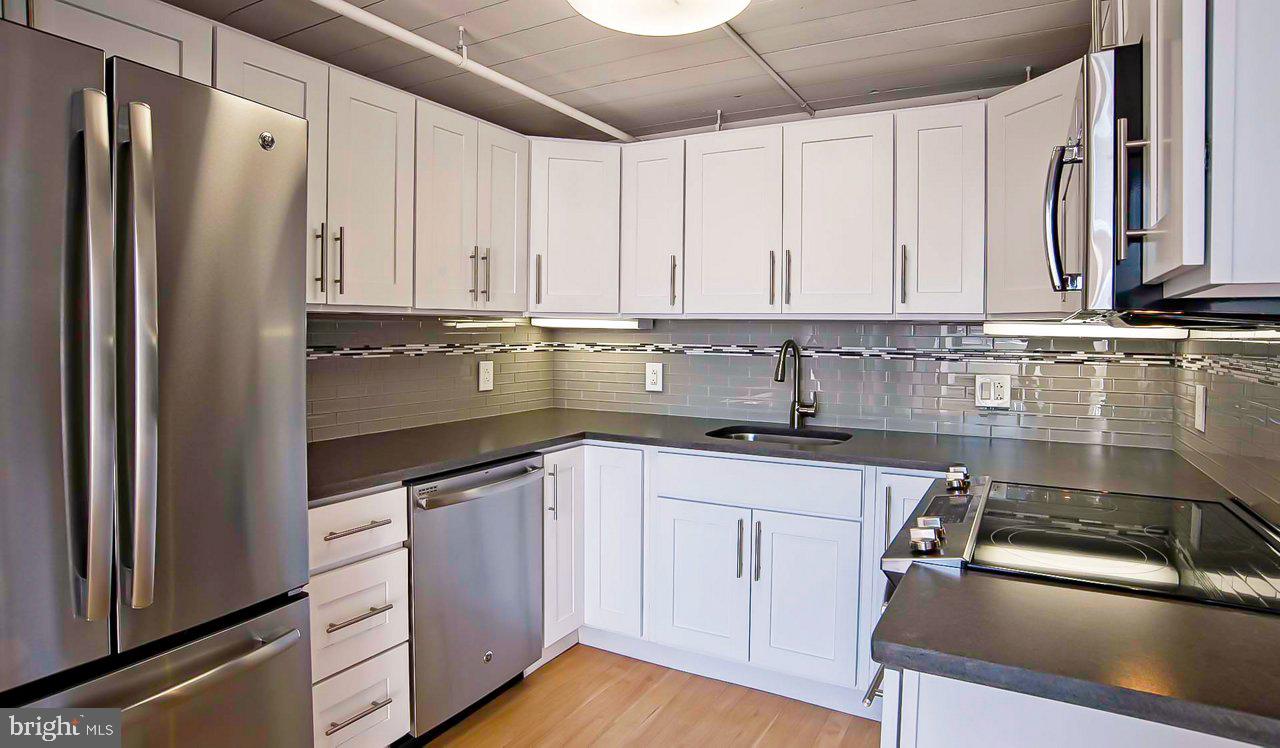 RITTENHOUSE SQUARE - Residential Lease
