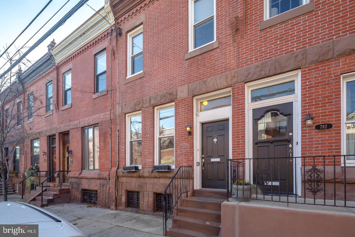 FAIRMOUNT - Residential Lease