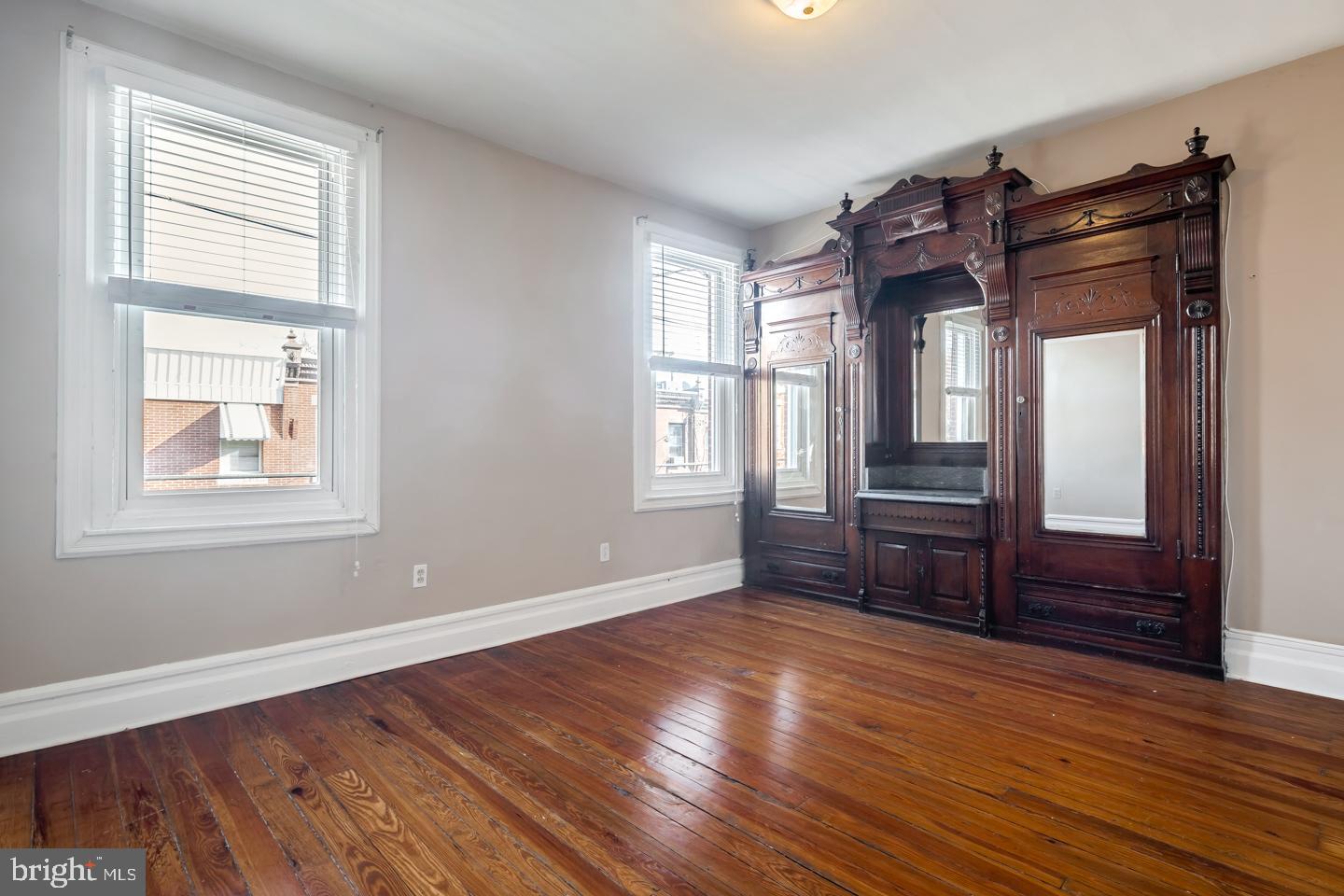 FAIRMOUNT - Residential Lease