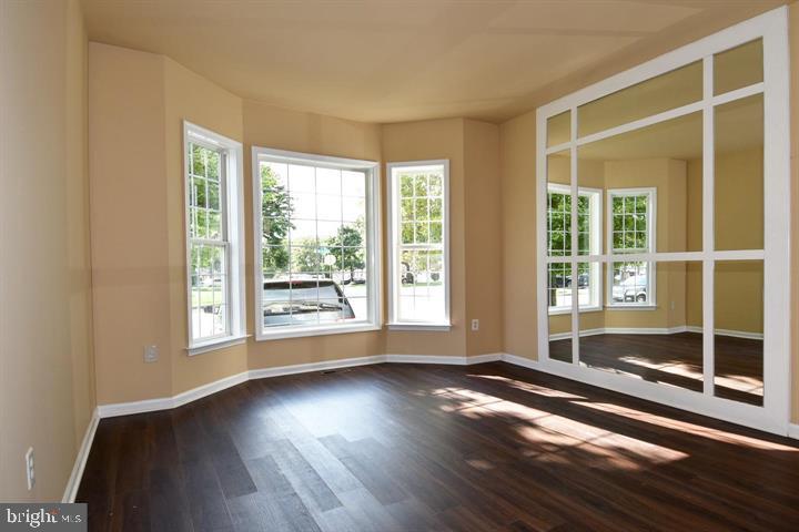 SPYGLASS HILL - Residential