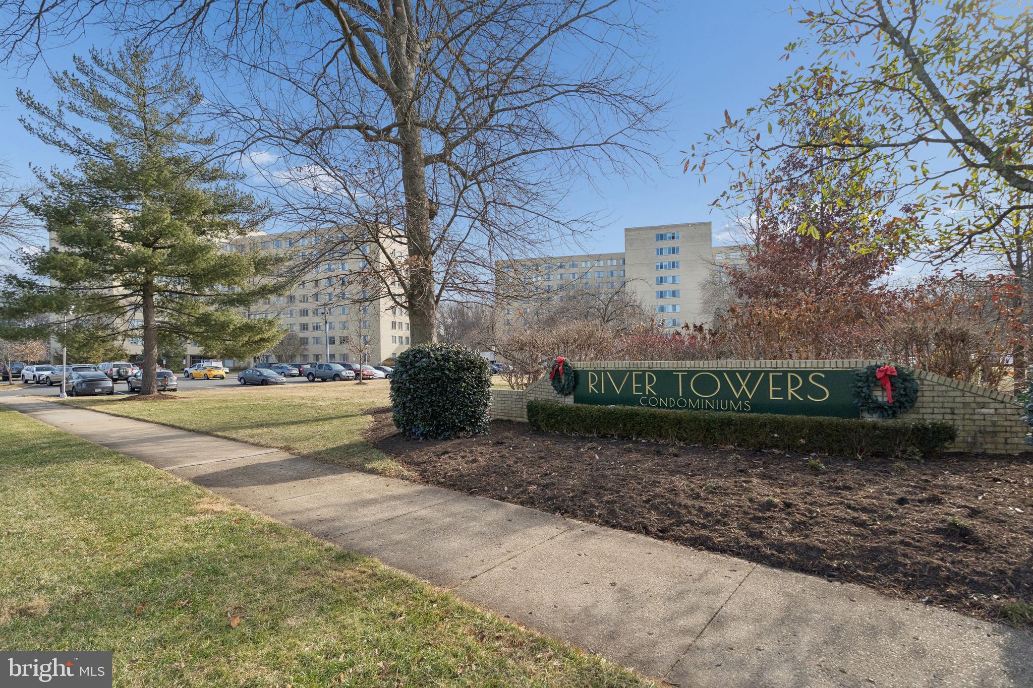 6621 WAKEFIELD DRIVE 713