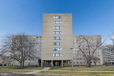 Condo For Sale - 6621 Wakefield Drive #713<br/> ALEXANDRIA, VA 22307