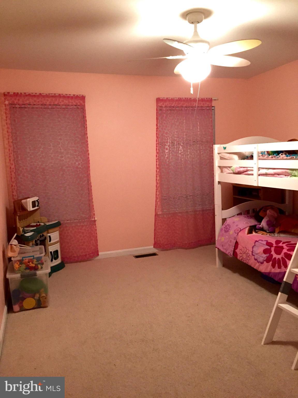 STREAMVIEW SUB - Residential