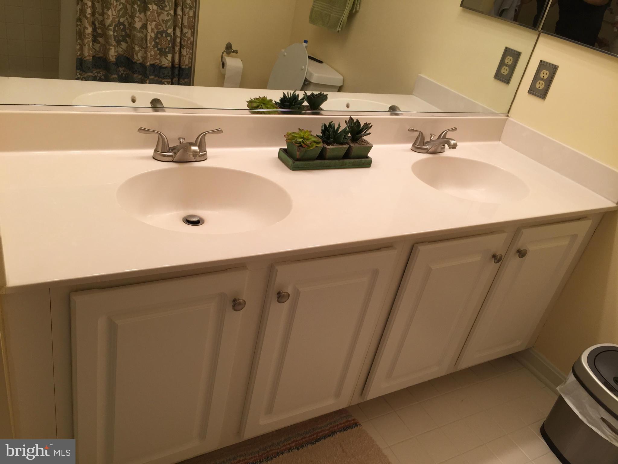 STREAMVIEW SUB - Residential